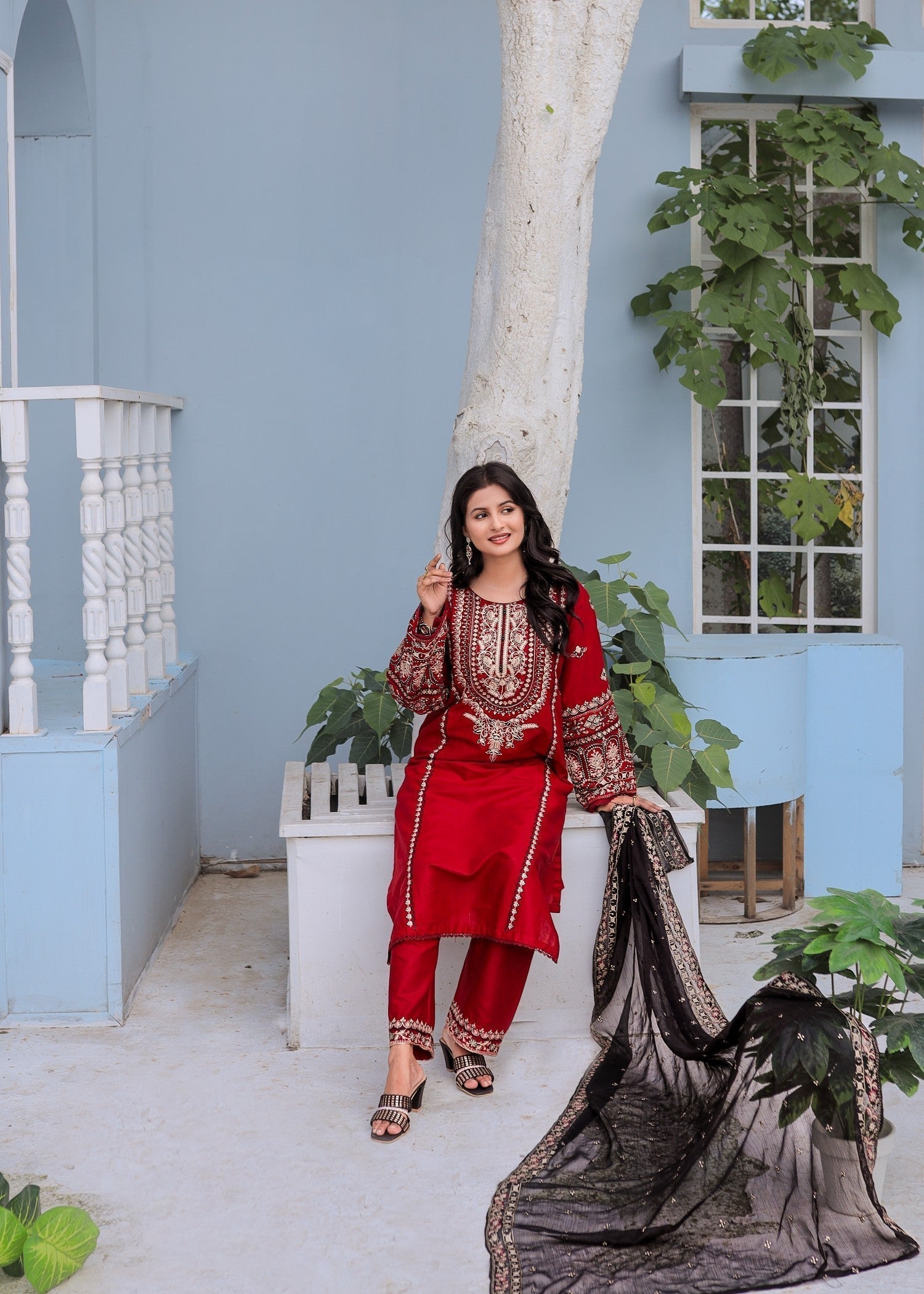 Shehroz Fashion MAHNOOR LAWN EMBROIDERY SUIT Women 3pcs