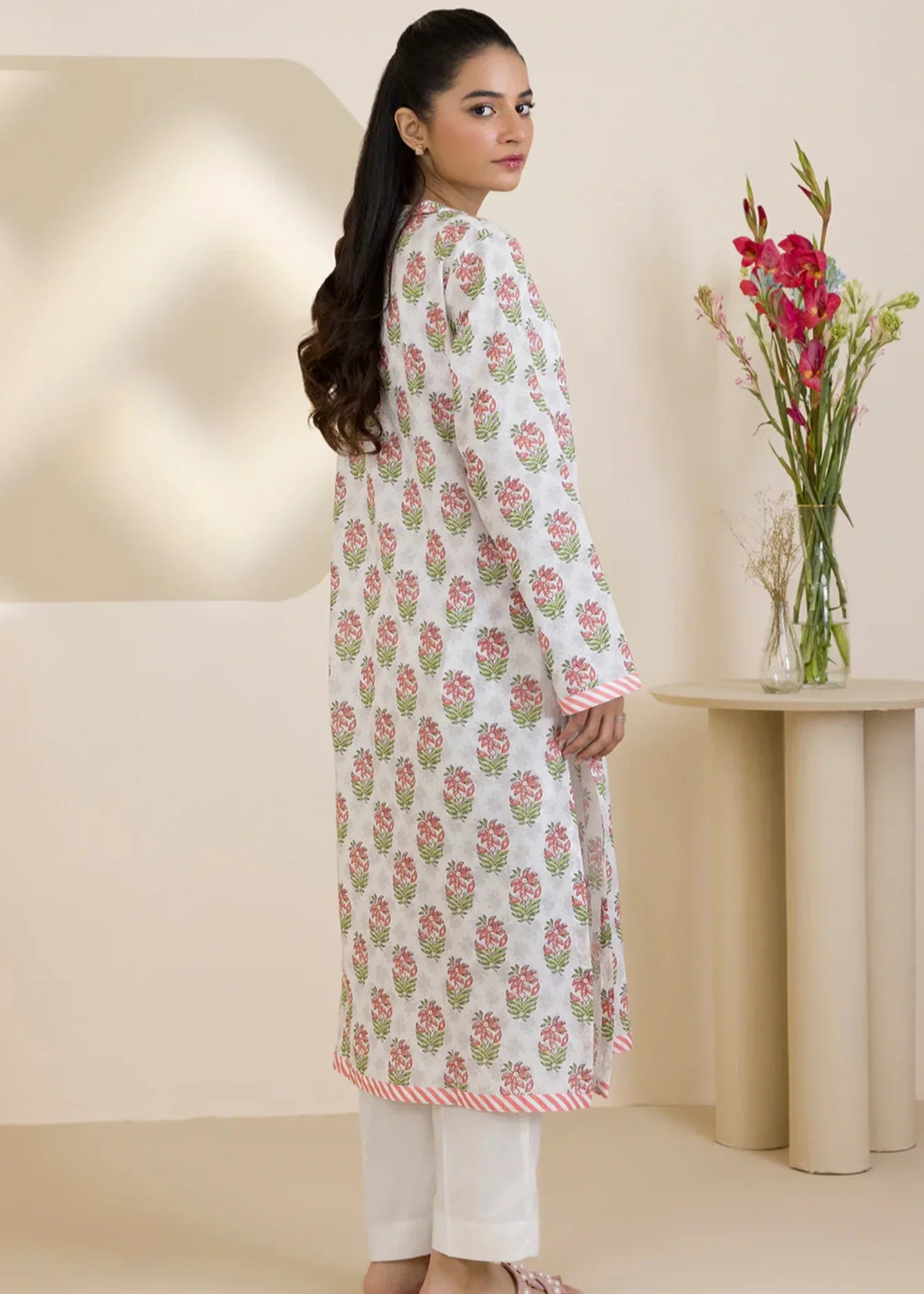 Zellbury WPS2511797 White Women 1pcs