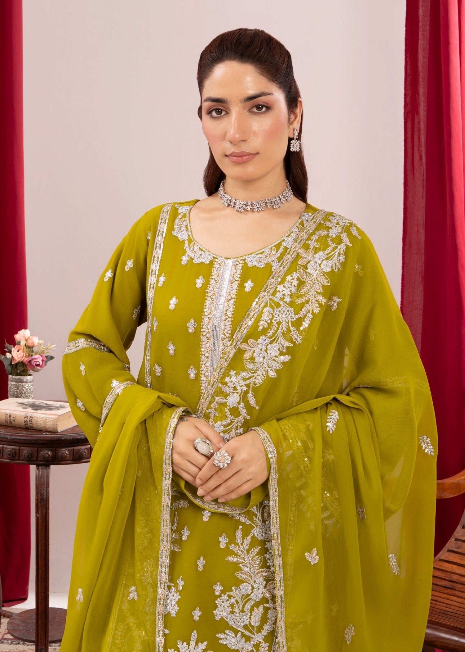 Four Season Boutique AFSHEEN PARROT GREEN Women 3pcs