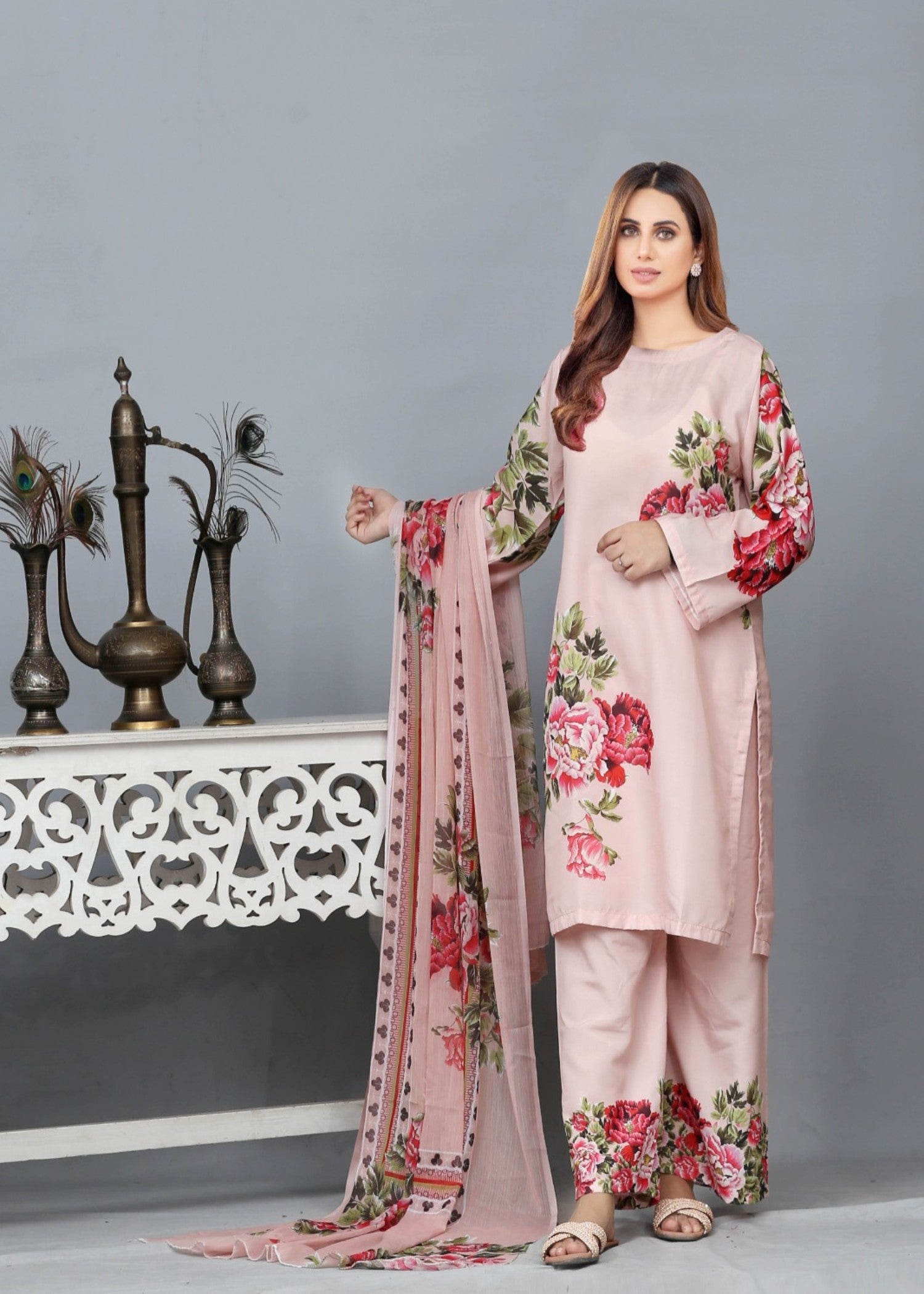 Reetriwaj Dilkash Women 2pcs
