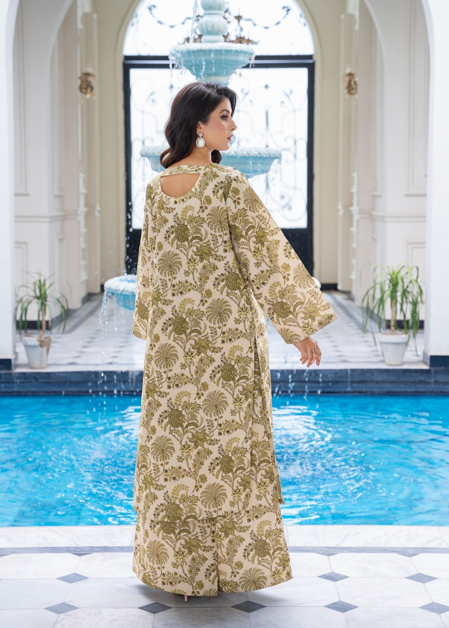 Zeenat & Zoha OLIVE Women 2pcs