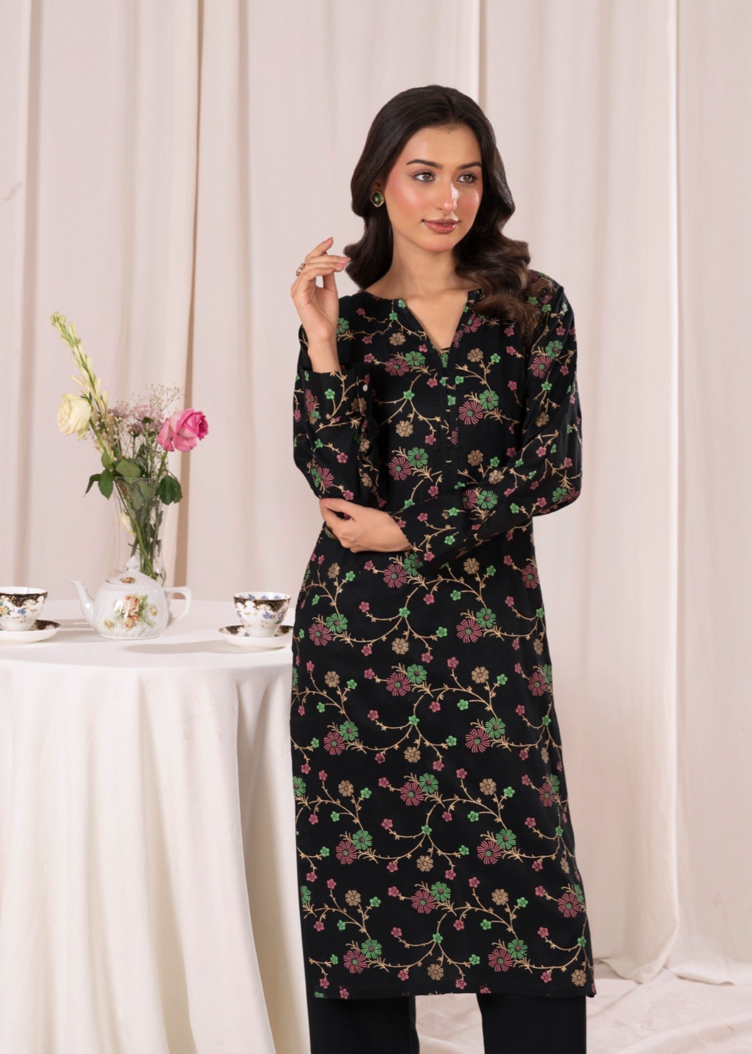 Laal Kurti Printed Kurta Set D119 Women 2pcs