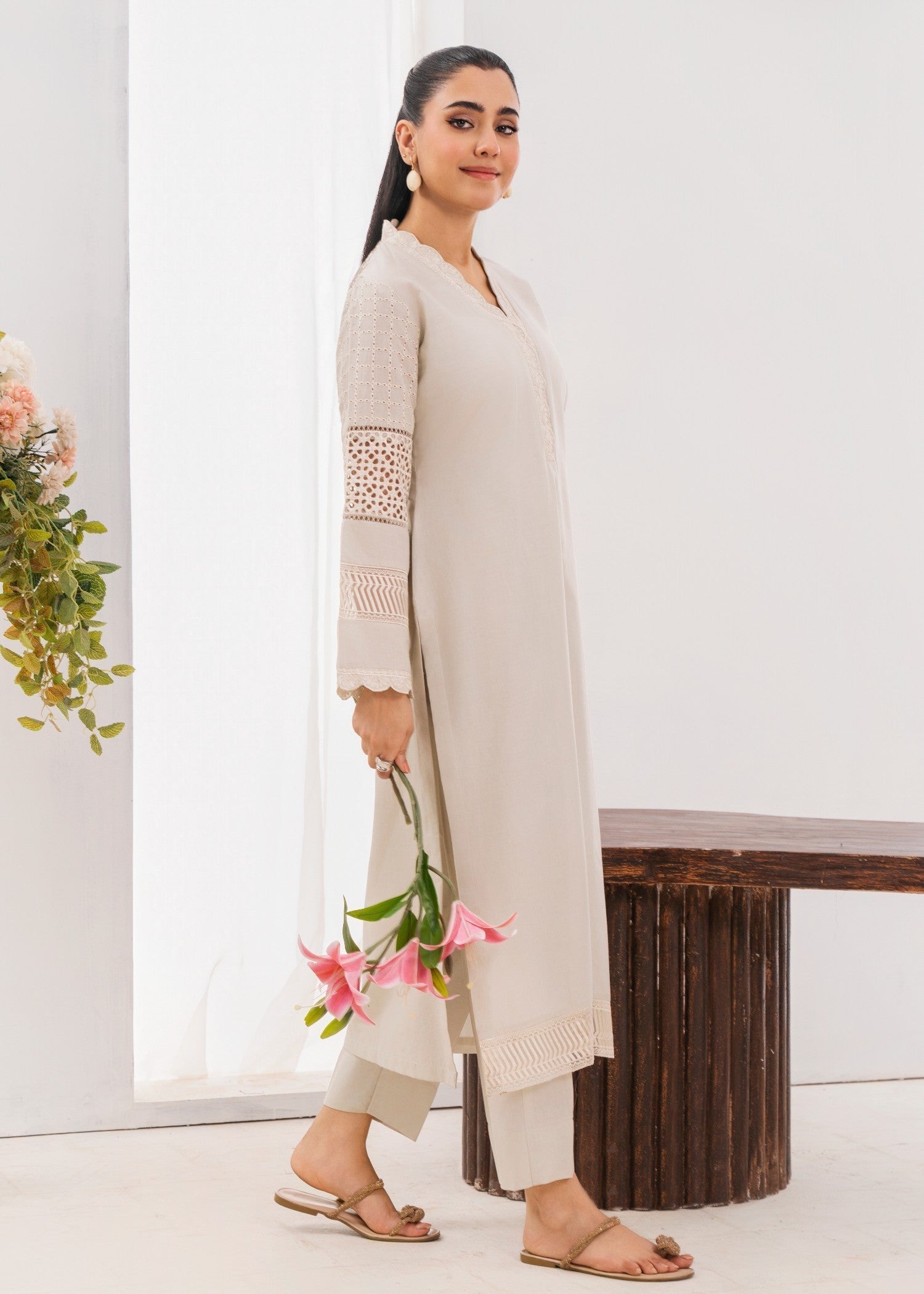 Sahibas By Mirza Xevi White Women 2pcs