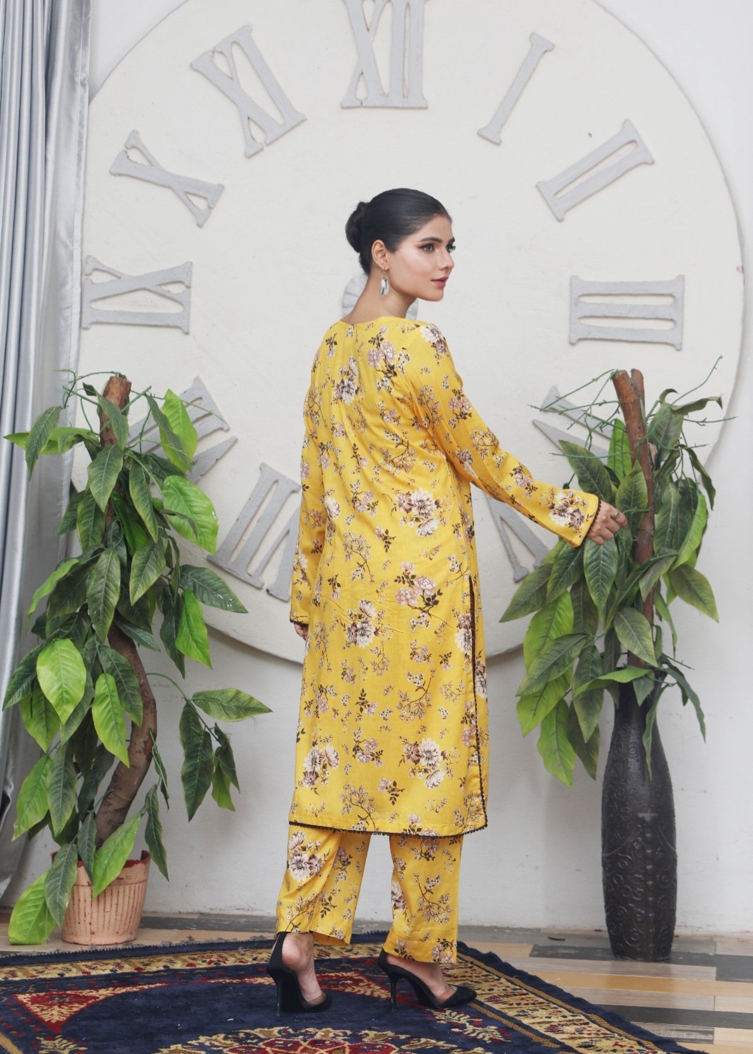 Reetriwaj Blossom Women 2pcs