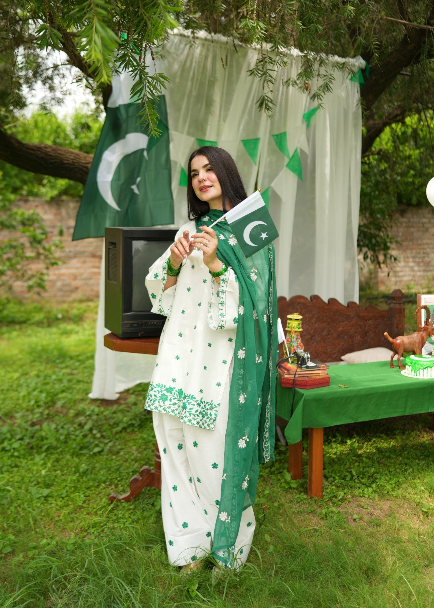 Noor Asiya Farshi Shalwar Pakistani Ethnic Lawn Dress Women 3pcs