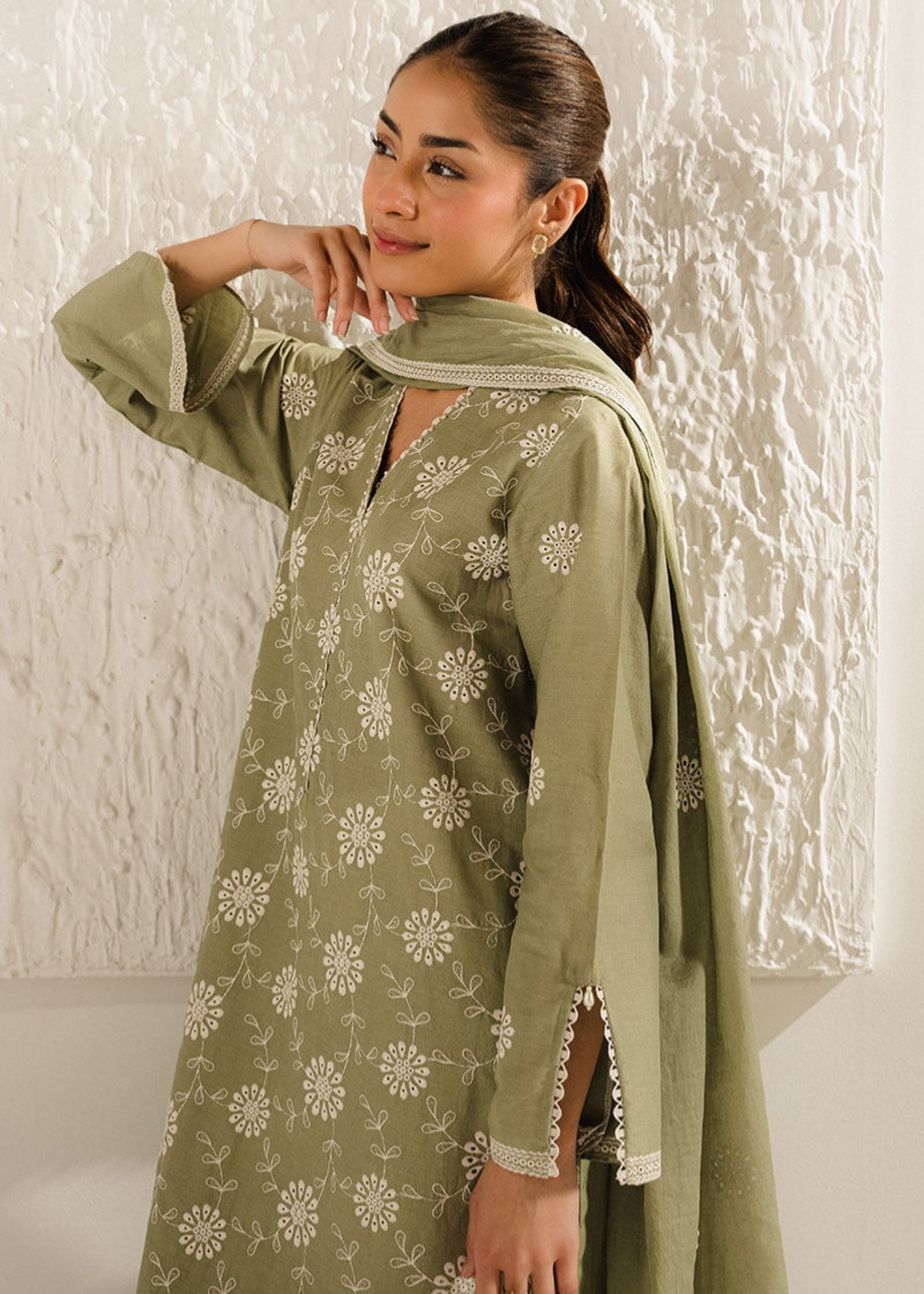 Cross Stitch EXQUISITE LUSH 0125RTWEMBLWN0301 Women 2pcs