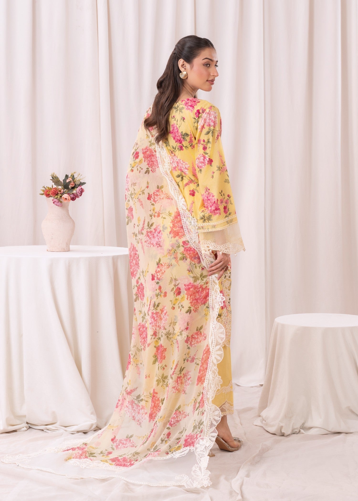 Polawn PD LAWN 25 429 A | PRET LAWN COLLECTION Women 3pcs