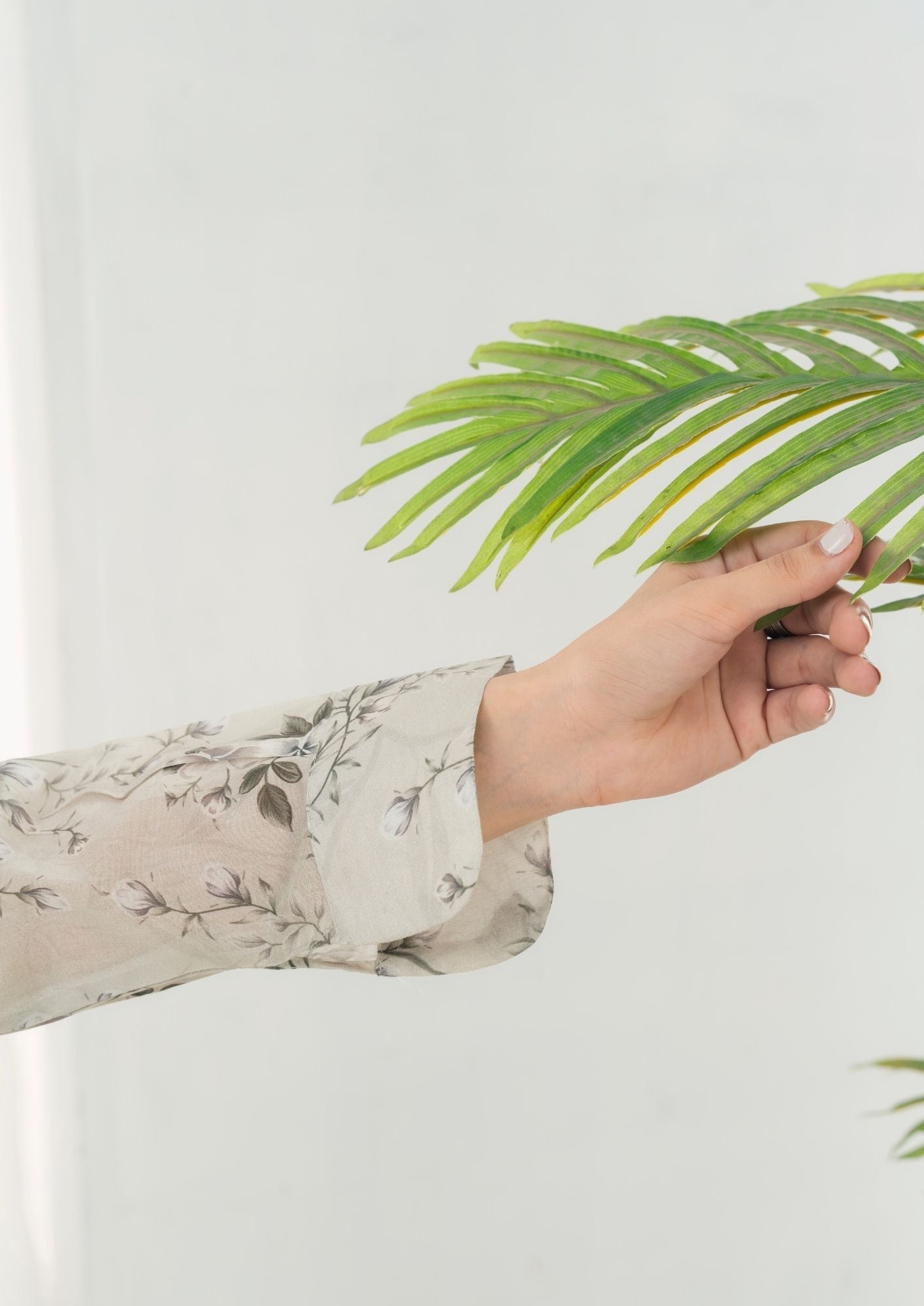 Alfatah Pret Printed Lawn with Embroidery GULZAAR S25 0011 Women 2pcs