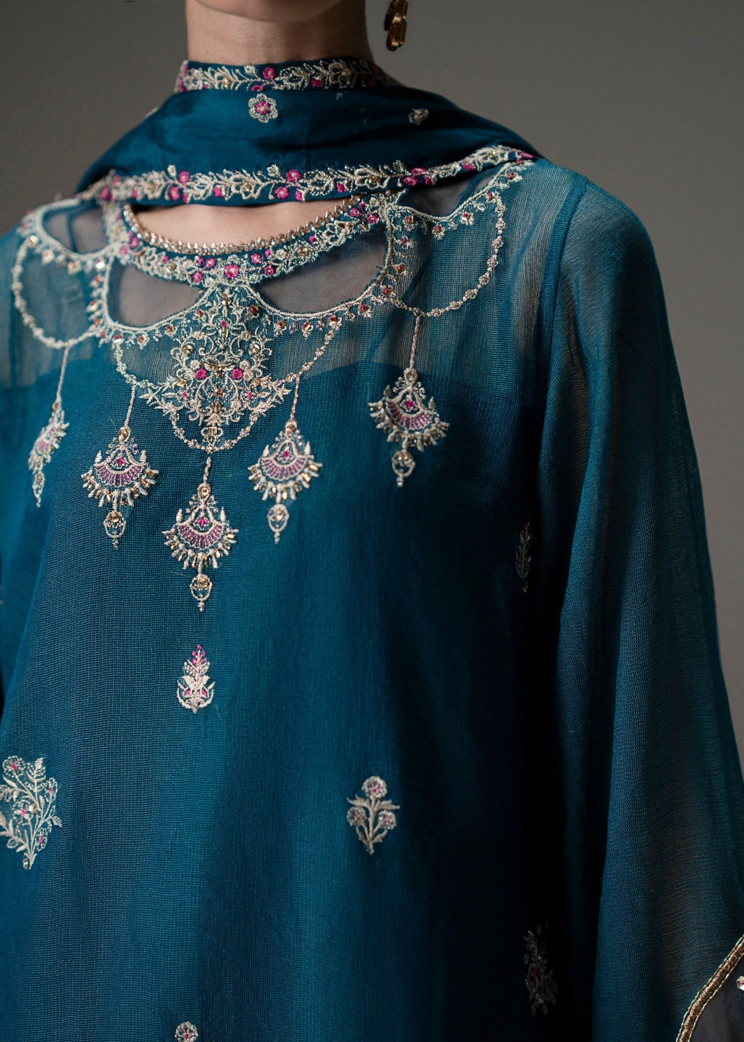 Musaif Elvyn Stitched () Women 3pcs