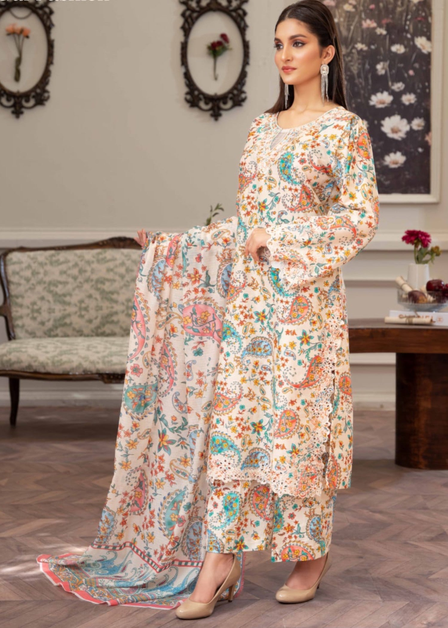 Gul Fashion Embroidered Lawn Kurta Set 07 Women 3pcs