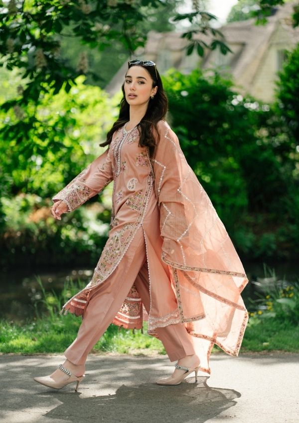 Meeraki Rosy Brown Women 3pcs