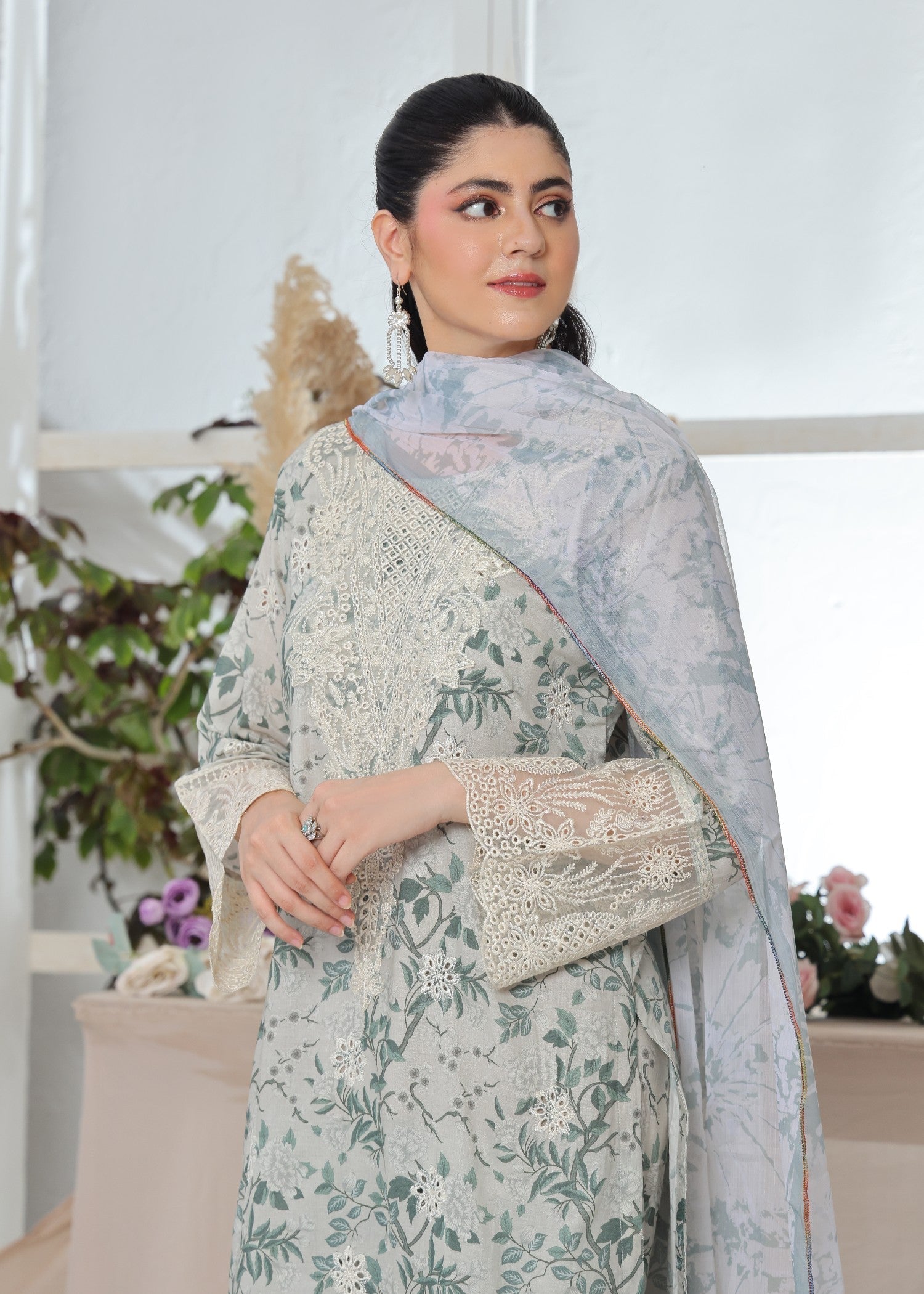 Polawn PD LAWN 25 430 | PRET LAWN COLLECTION Women 3pcs