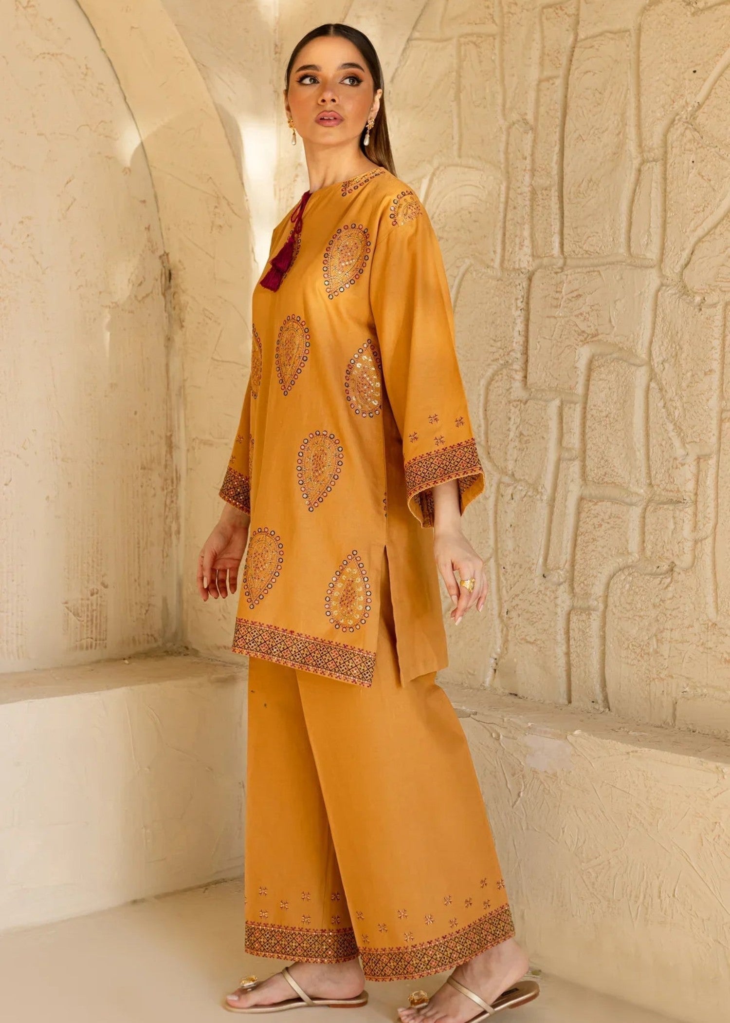 Zeephire BINDI EMB Women 2pcs