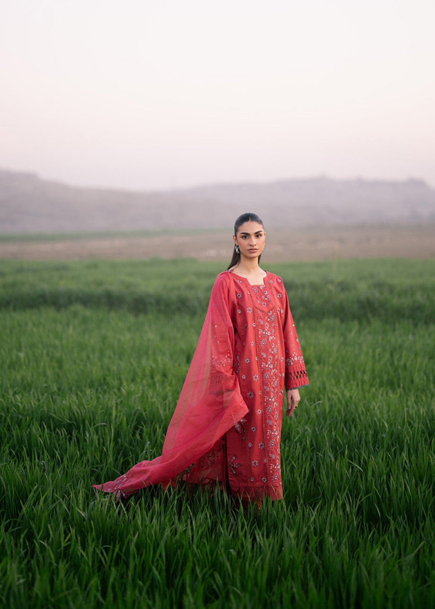 Musaif Ilzar () Women 3pcs