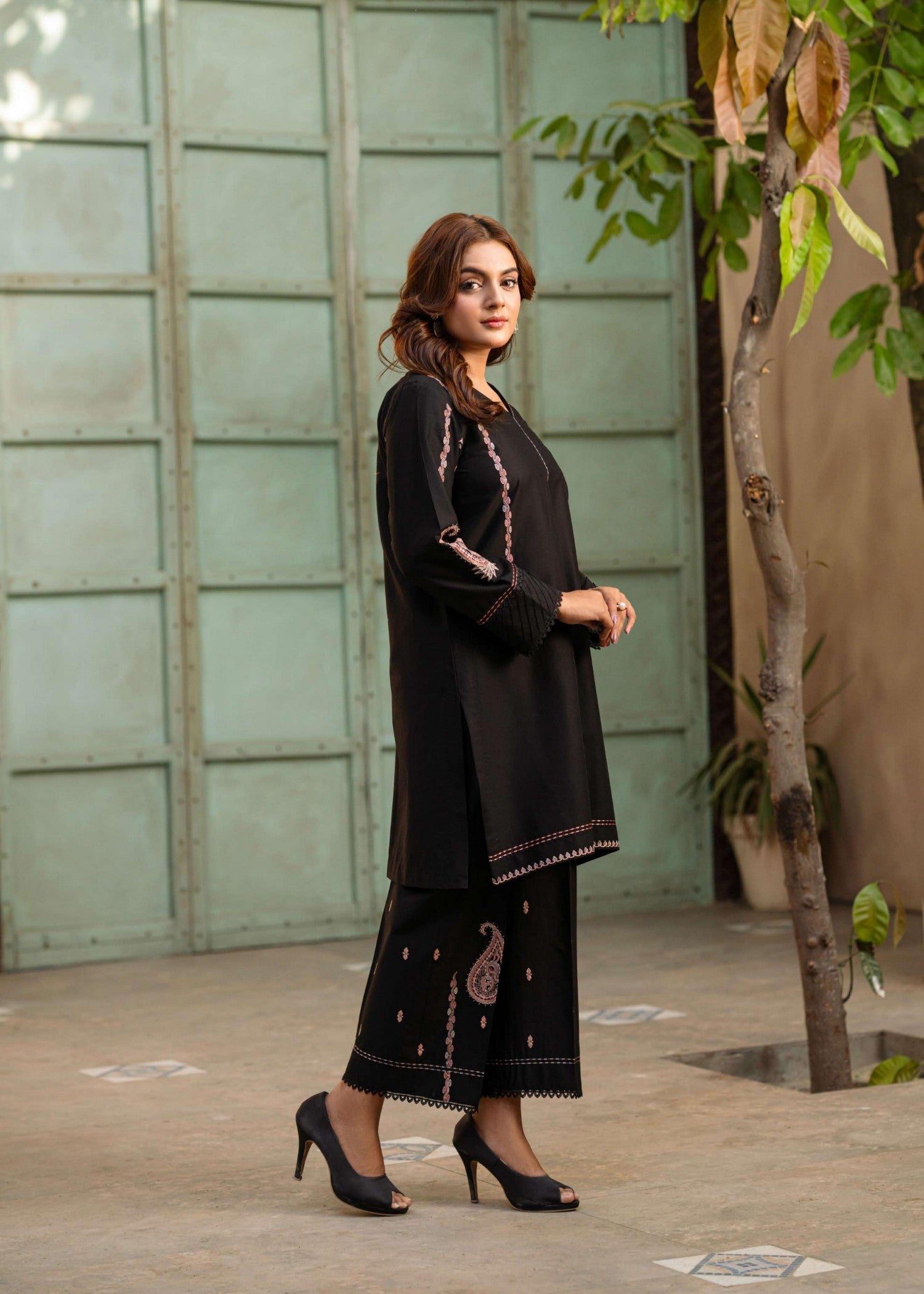 Musaif Zeyrah Stitched () Women 2pcs