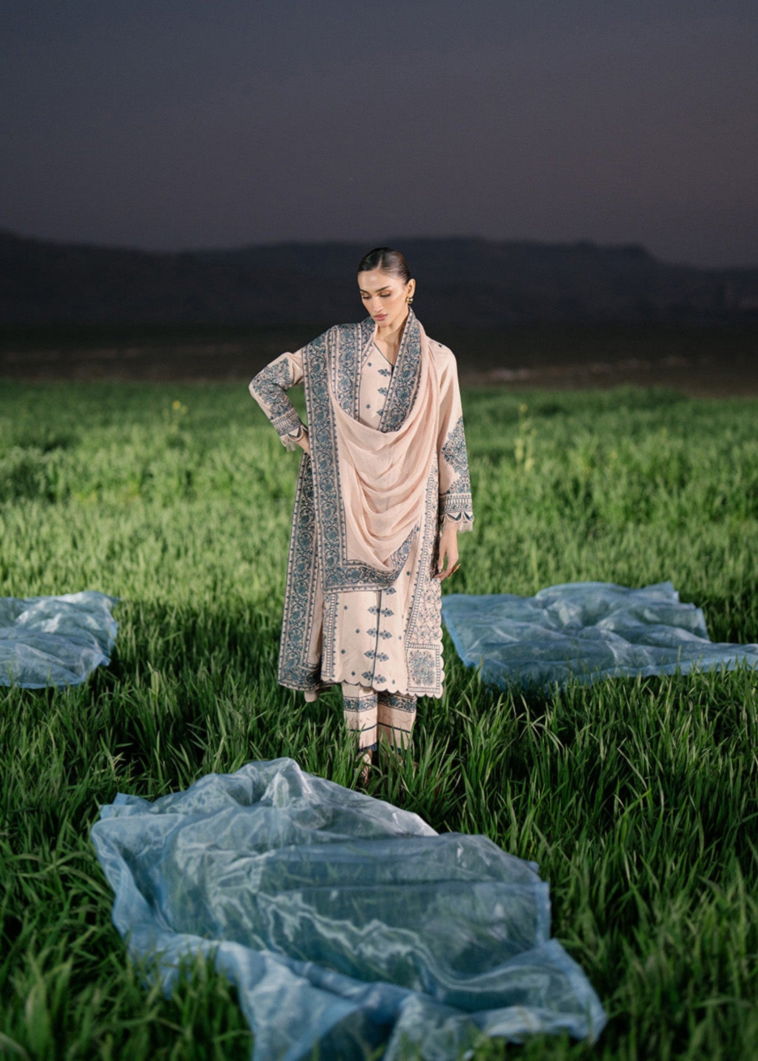 Musaif Zaib () Women 3pcs