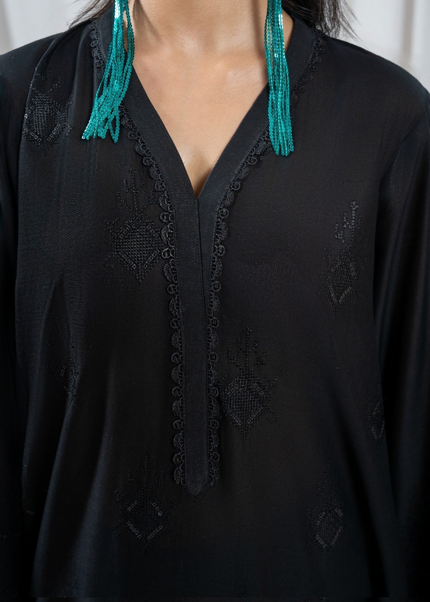 Zoya&Zafar Monochrome Women 2pcs