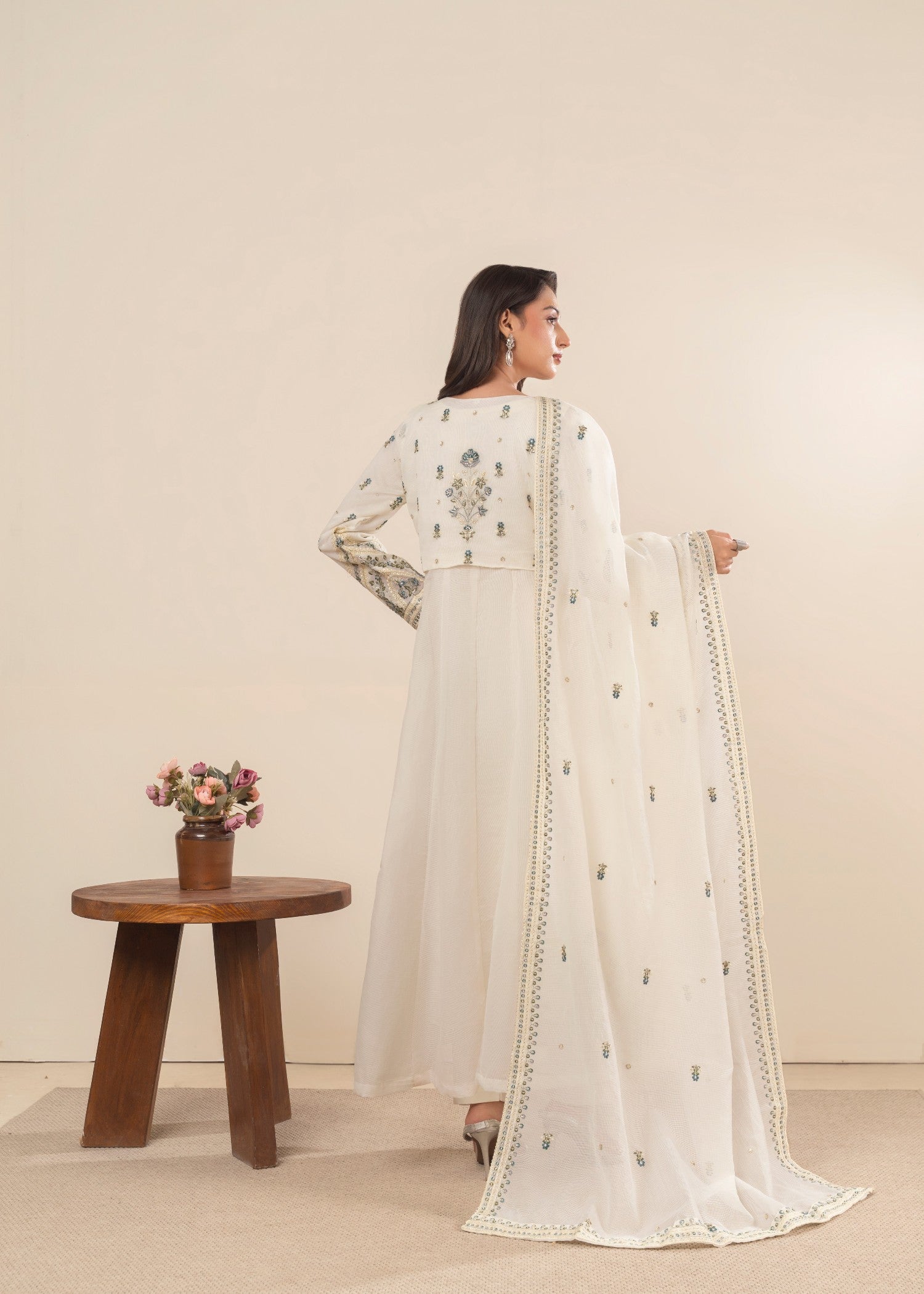 Khubsurat 3881 KH OR NT Off White Embroidery Maxi Women 4pcs