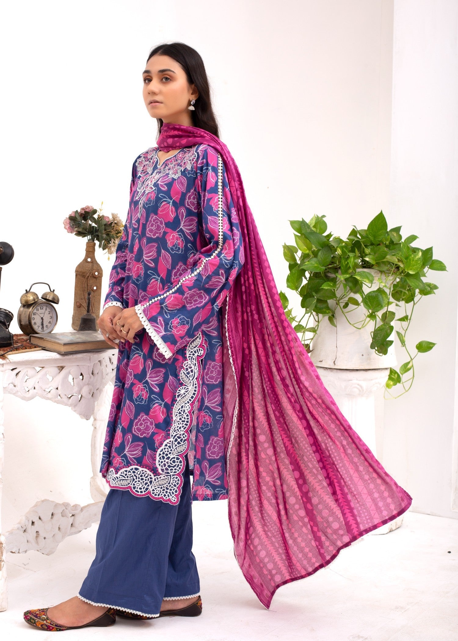 Sundar Stitch LIMEBLUSH | SS 1011 Women 3pcs