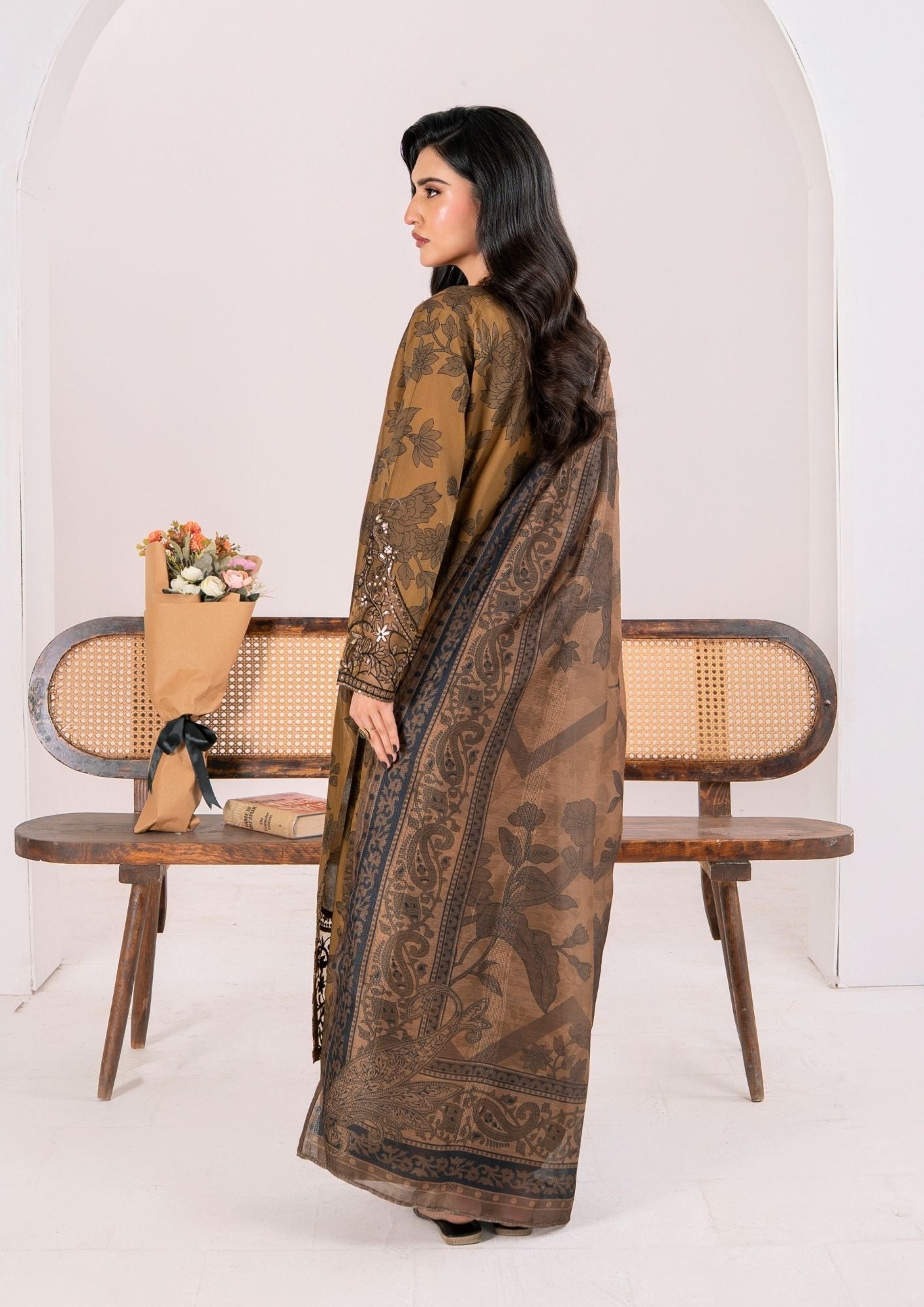 Alfatah Pret Printed Lawn with Embroidery RANAAI S25 0009 Women 3pcs