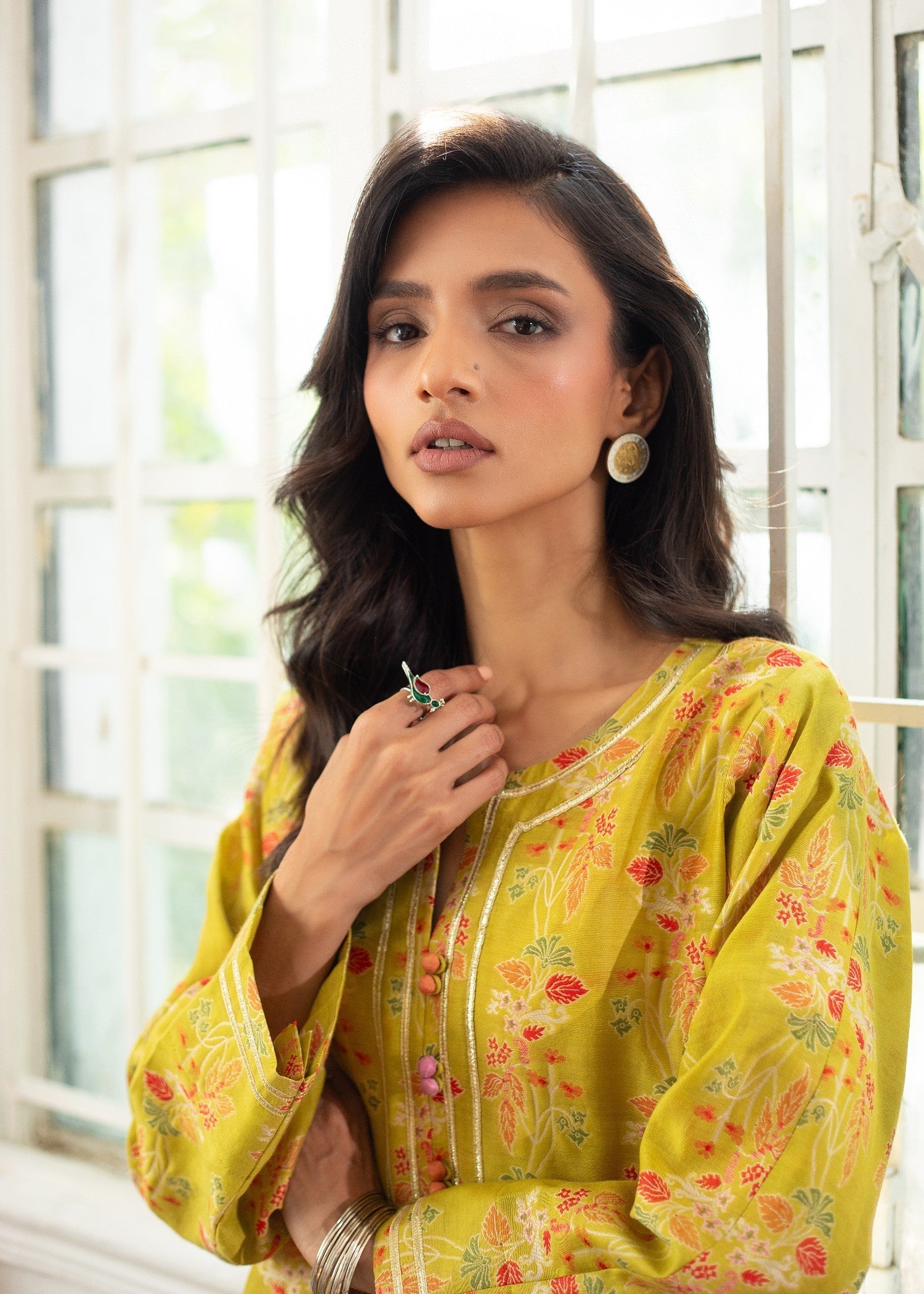 Azulie Green Woven Kurta by Women 1pcs