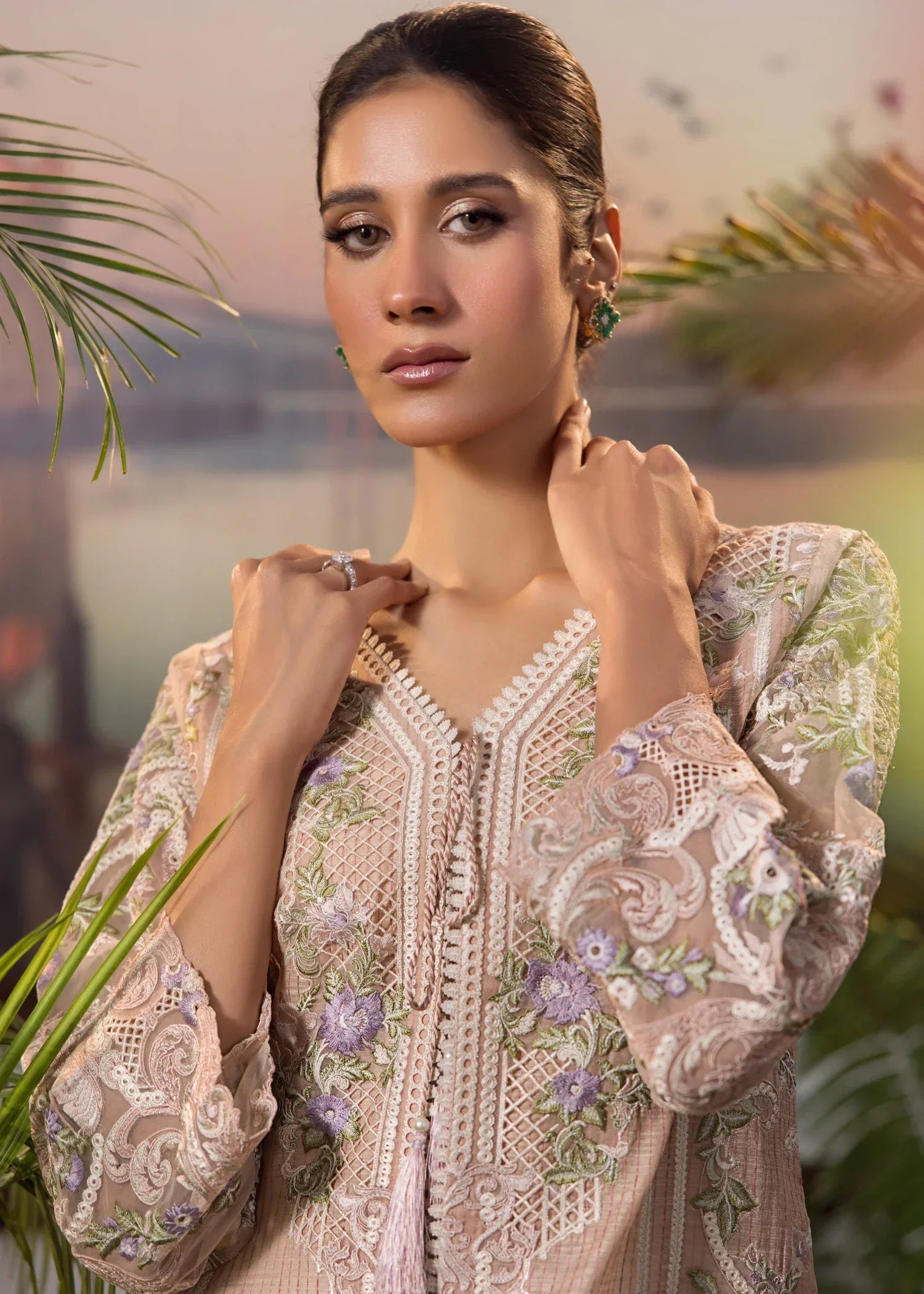 Threads & Motifs READY TO WEAR 9297.1 () Women 2pcs