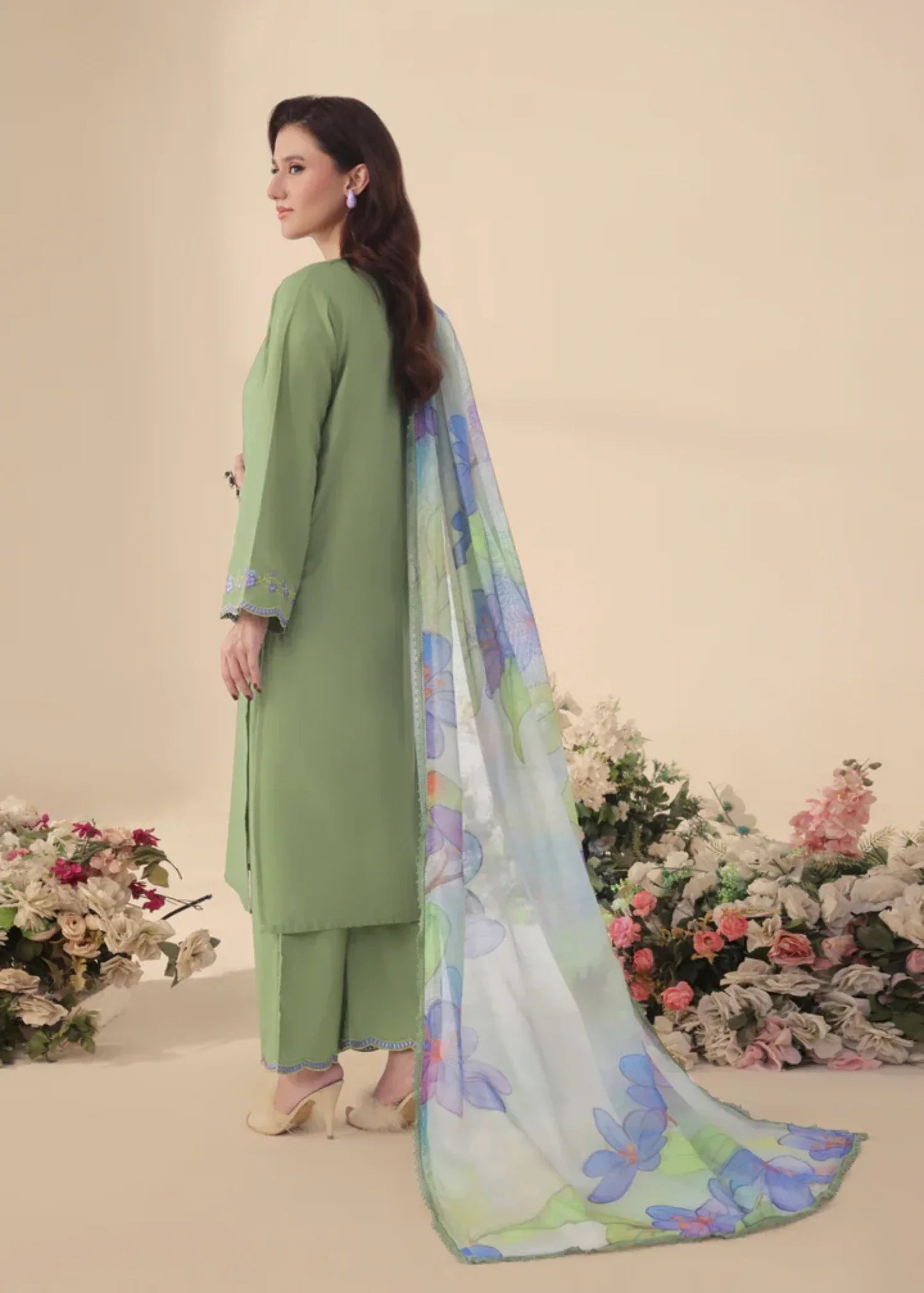 Luxeurs Drizzles Embroidered Lawn Dress Women 3pcs