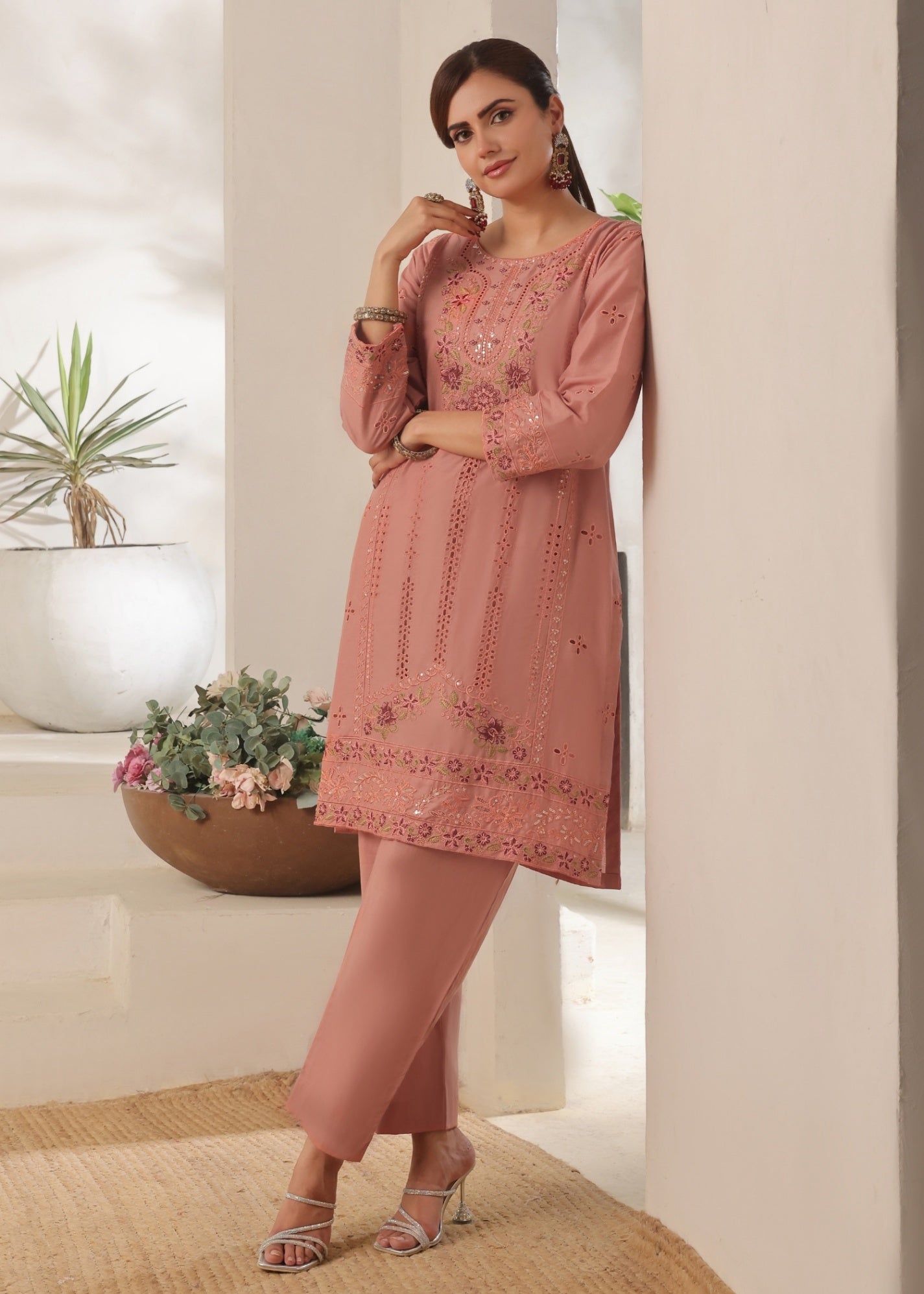 Ayra Pret Jhalak Cream Peach Women 2pcs