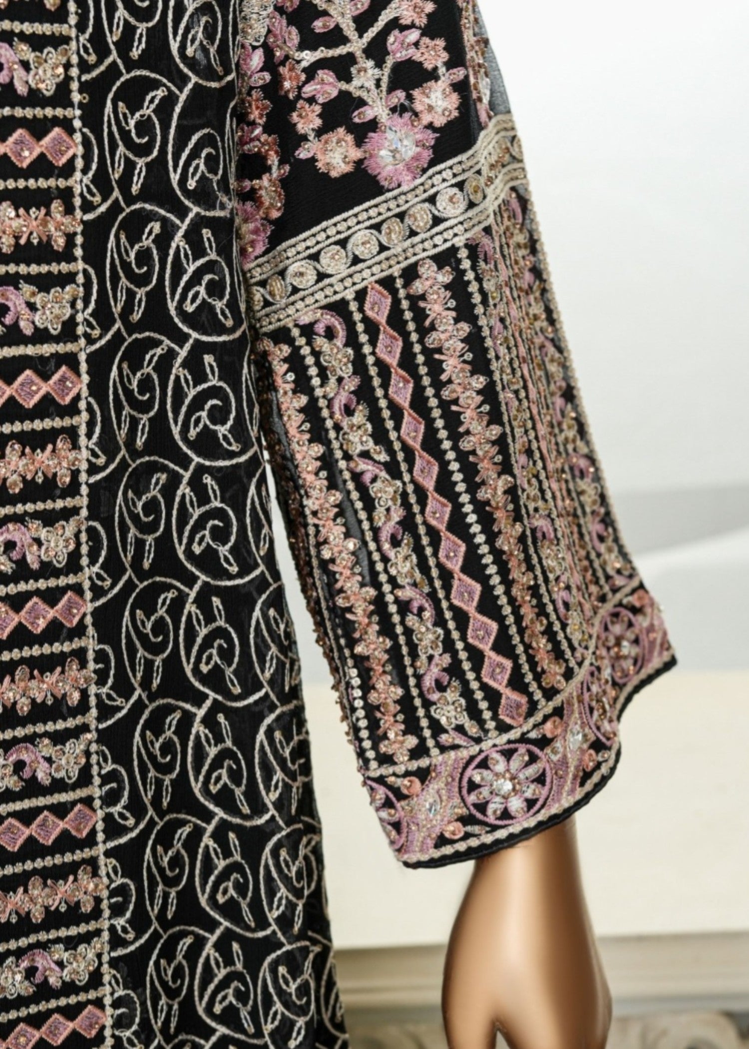 Ahmed Creations GUL BANO Black Women 4pcs