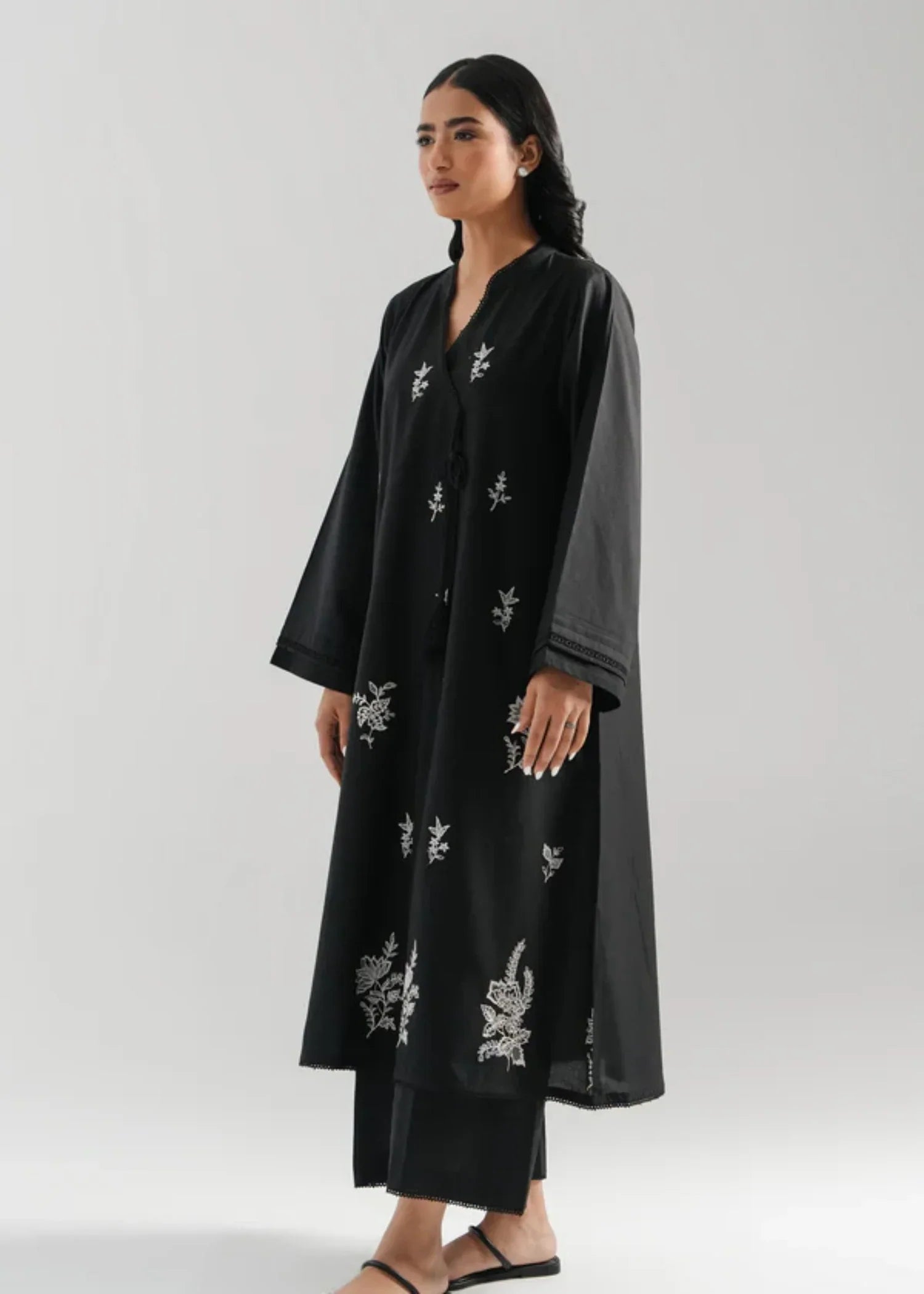 Zeen EMBROIDERED SUIT WAM25216 Women 2pcs