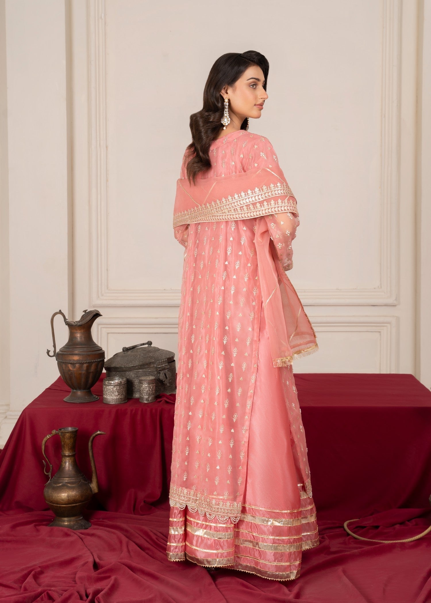 Avira Pret Zarpashay Women 4pcs