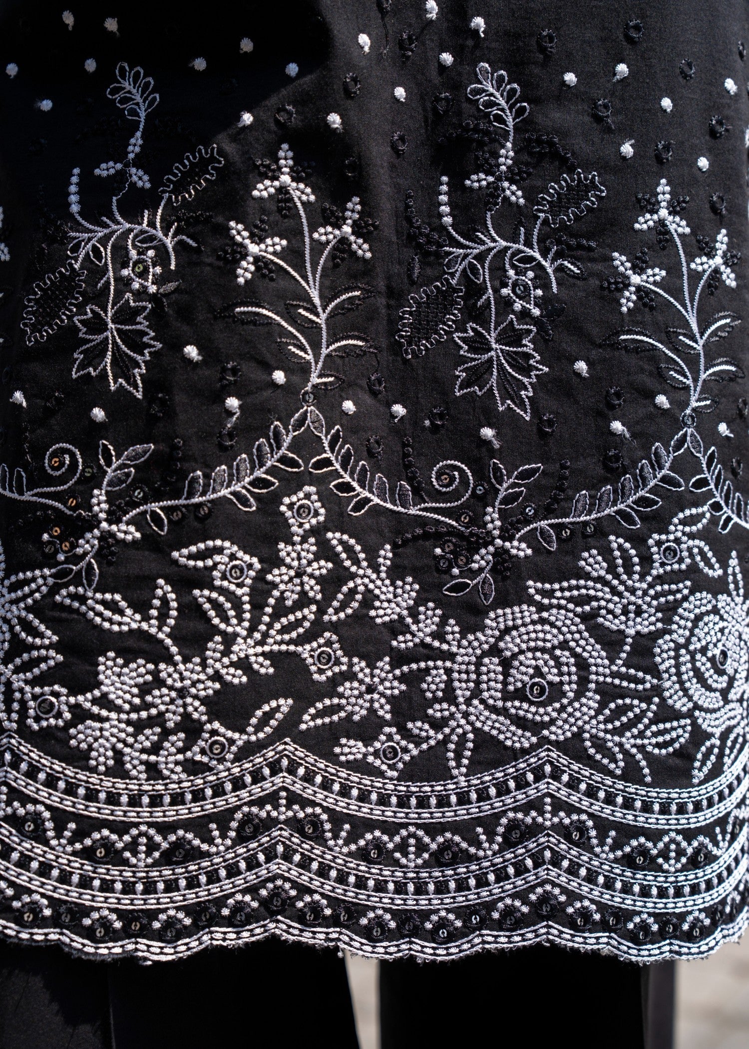 Casual Lite Cotton Emb Suit Black 3 Women 3pcs