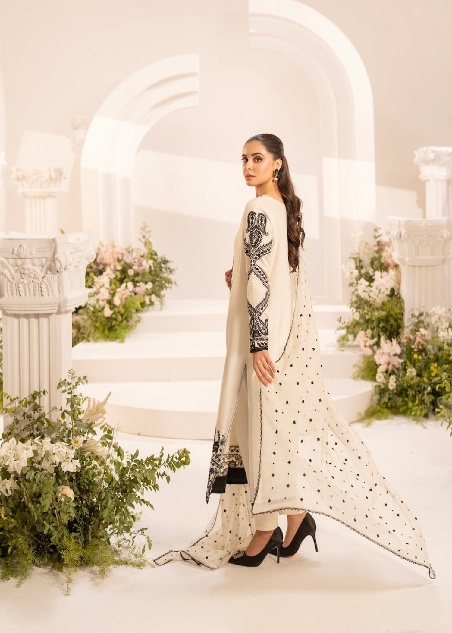 Libas Thread Natalia EMB Women 3pcs