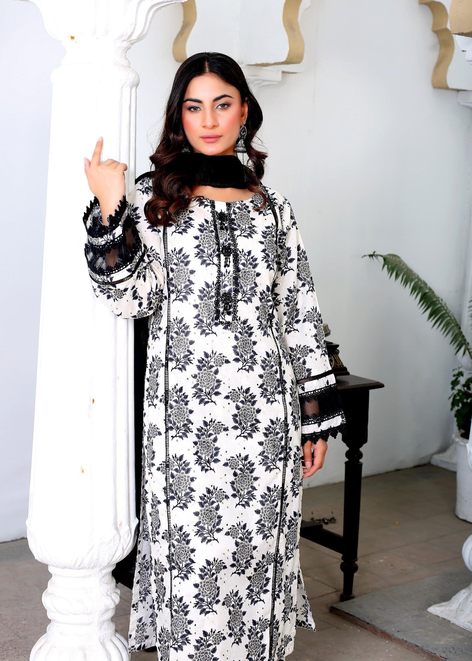 Rehhas Attires NAAZIN Women 3pcs