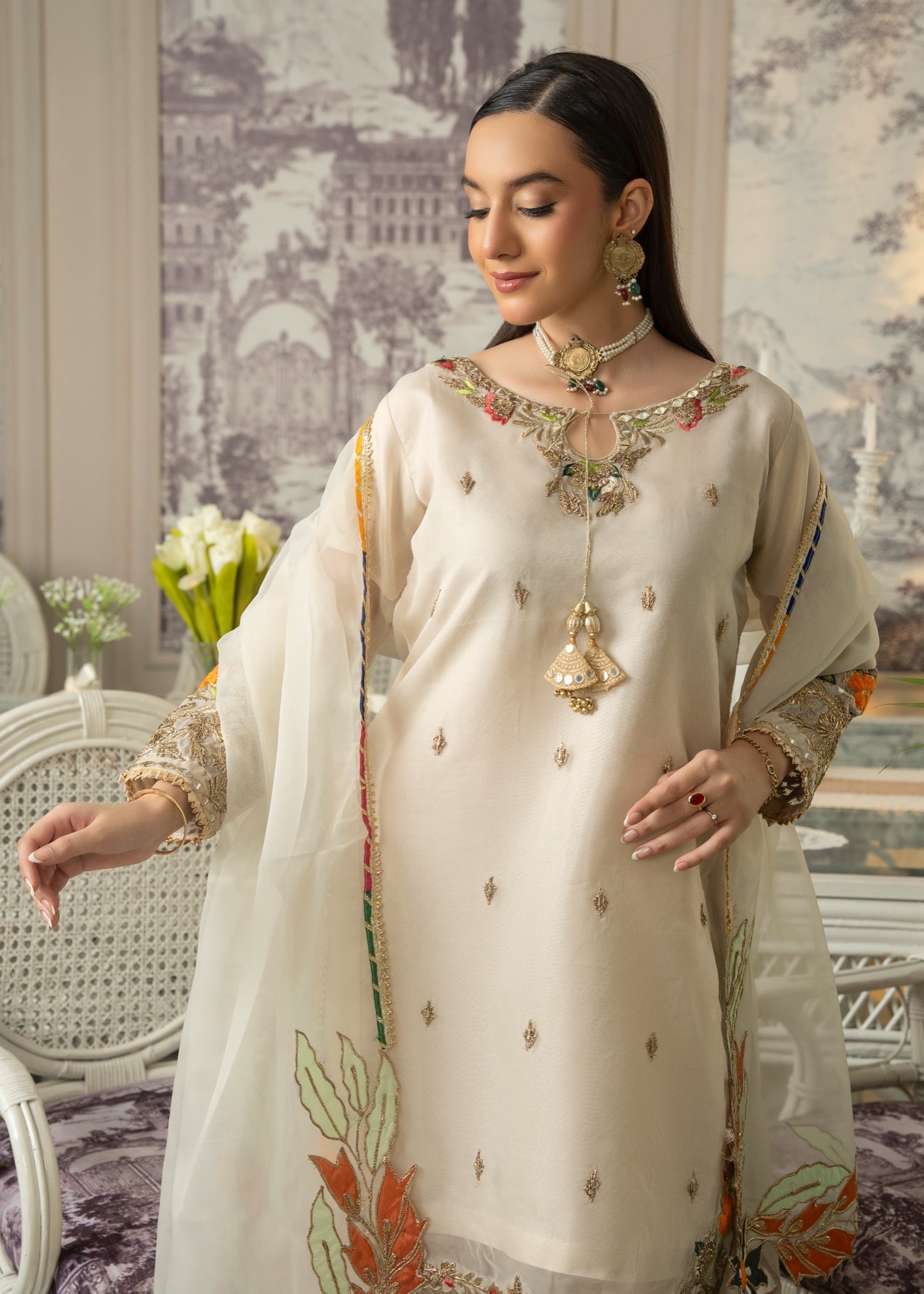 Maira Fashion Beige Embroidered Kurta set Women 4pcs