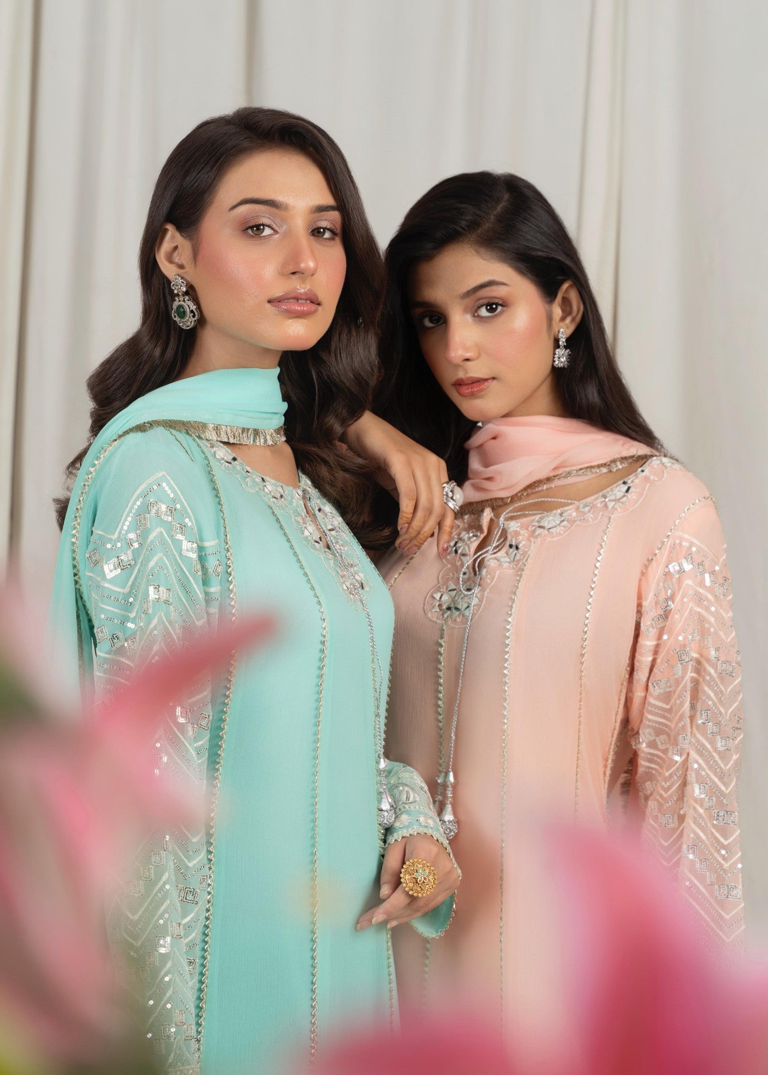 Fatima Noor’s Psd 37 2 Women 3pcs