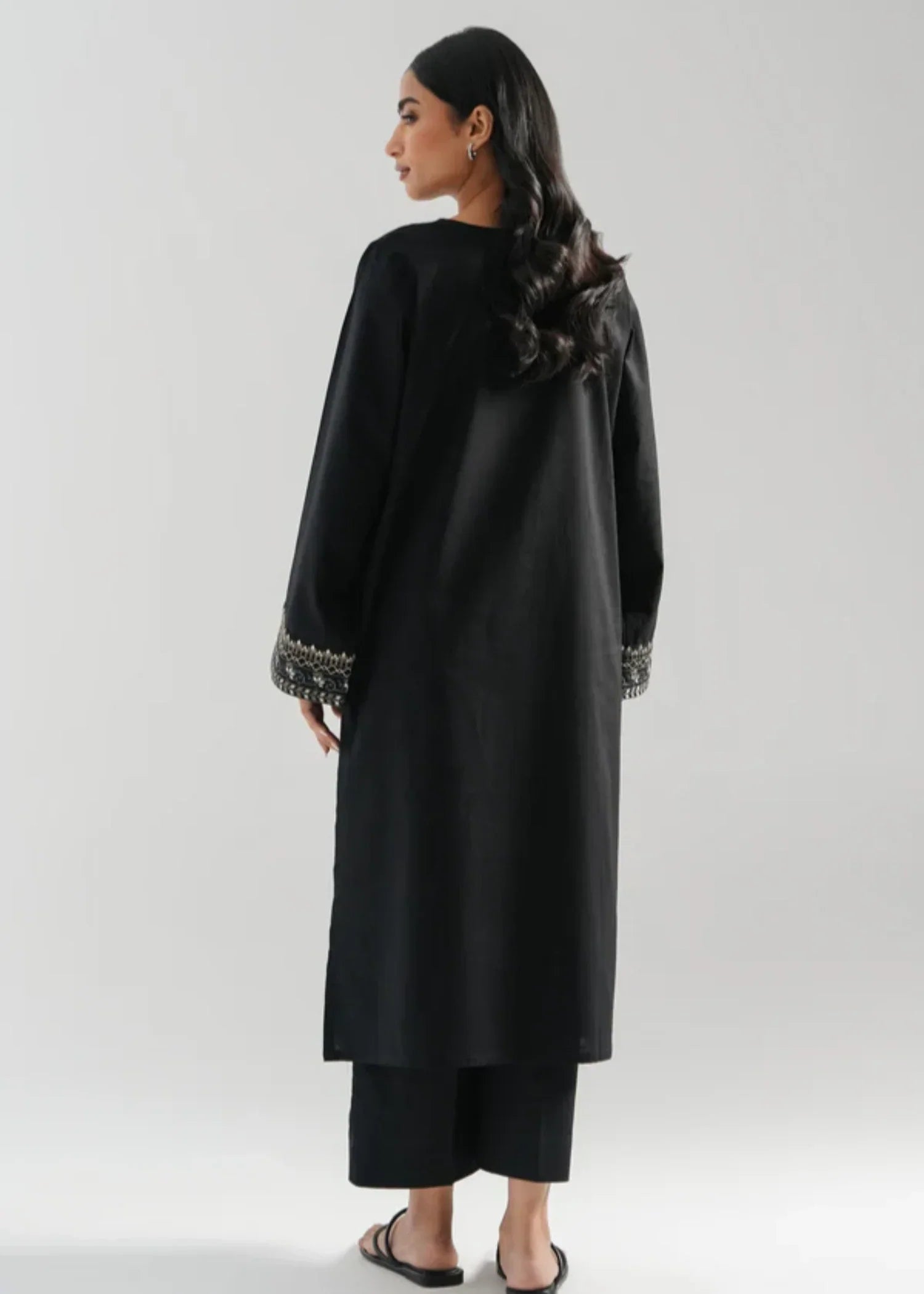 Zeen EMBROIDERED SUIT WAM25219 Women 2pcs