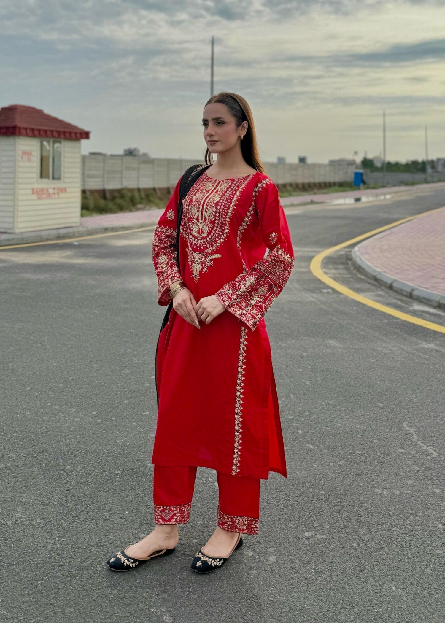 Chaudhary Arts Laal pari Women 3pcs