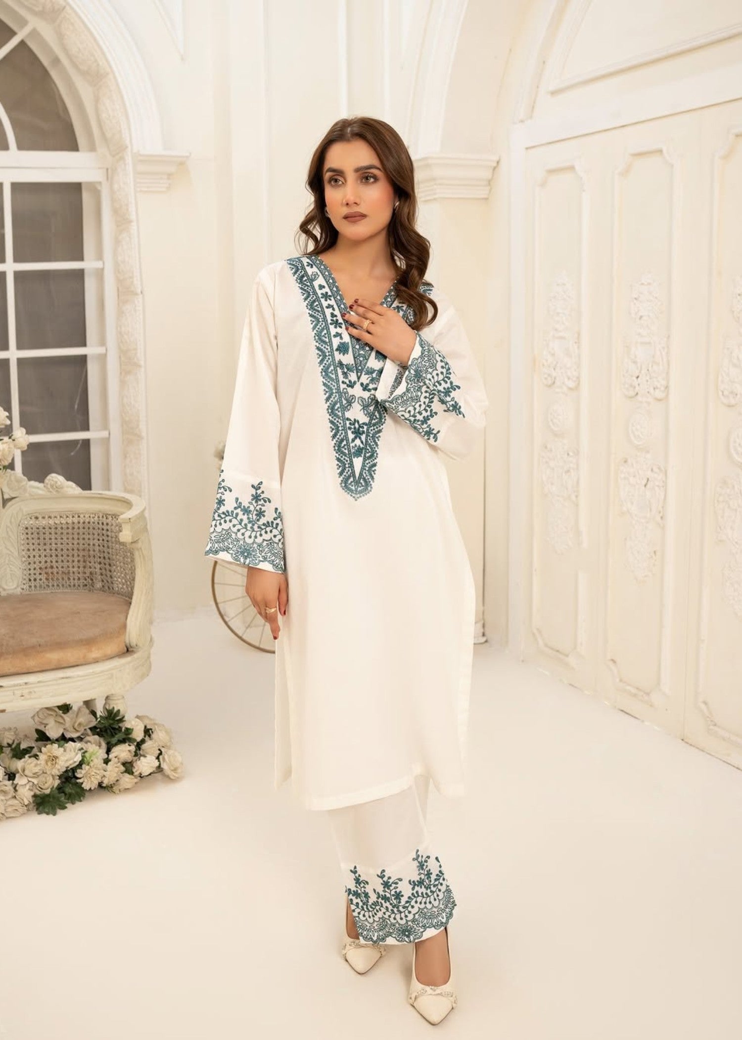 Gulposh Ayat (Embroided ) Women 2pcs