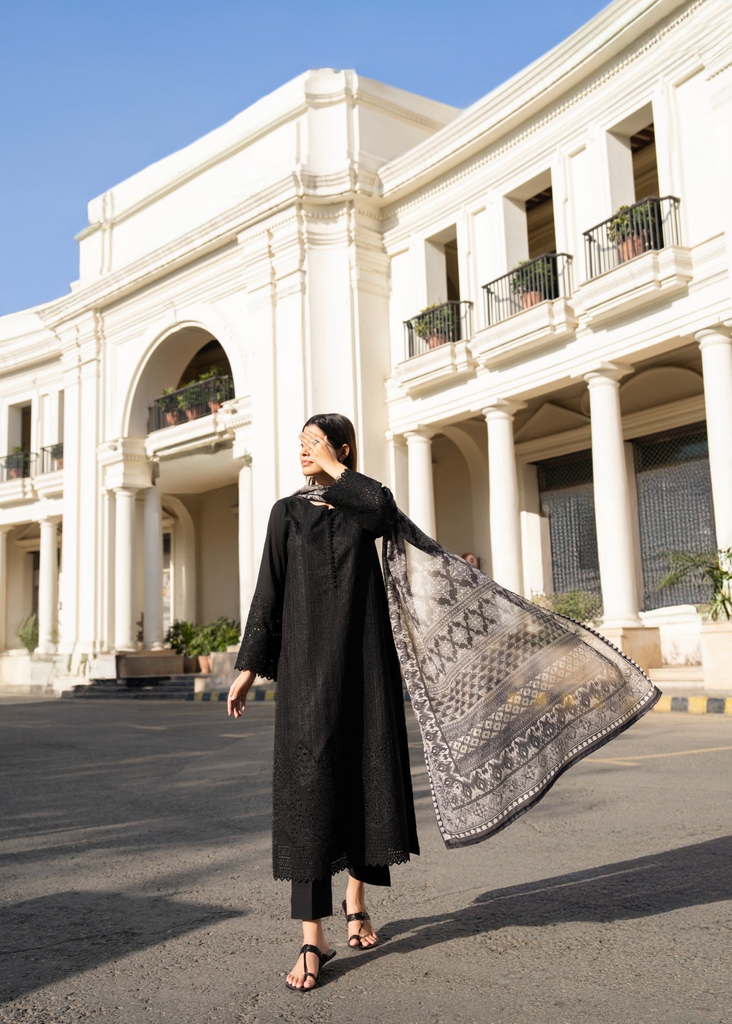 Casual Lite Cotton Emb Suit Black 2 Women 3pcs