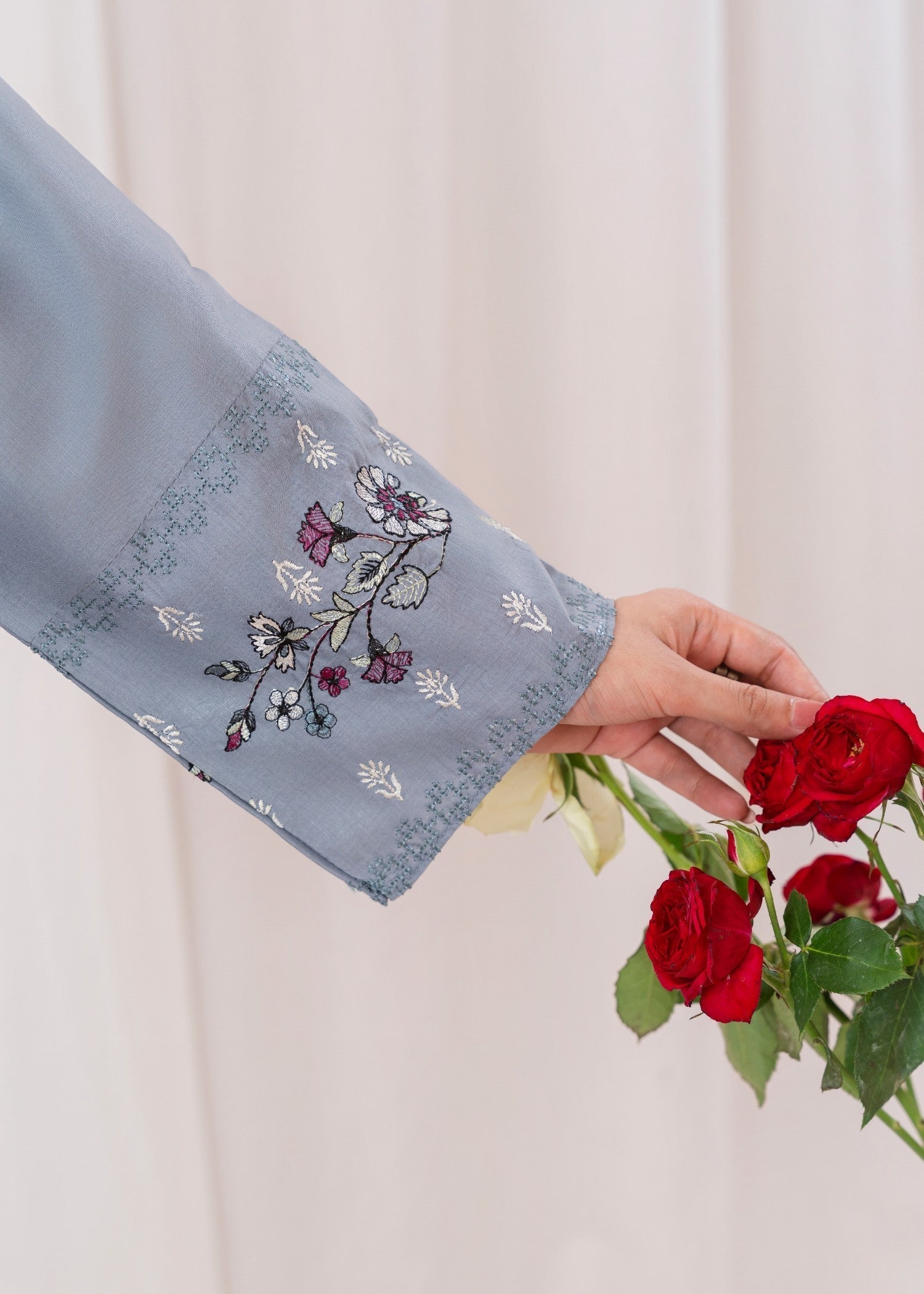 Gulle Eida Kashmiri Women 2pcs