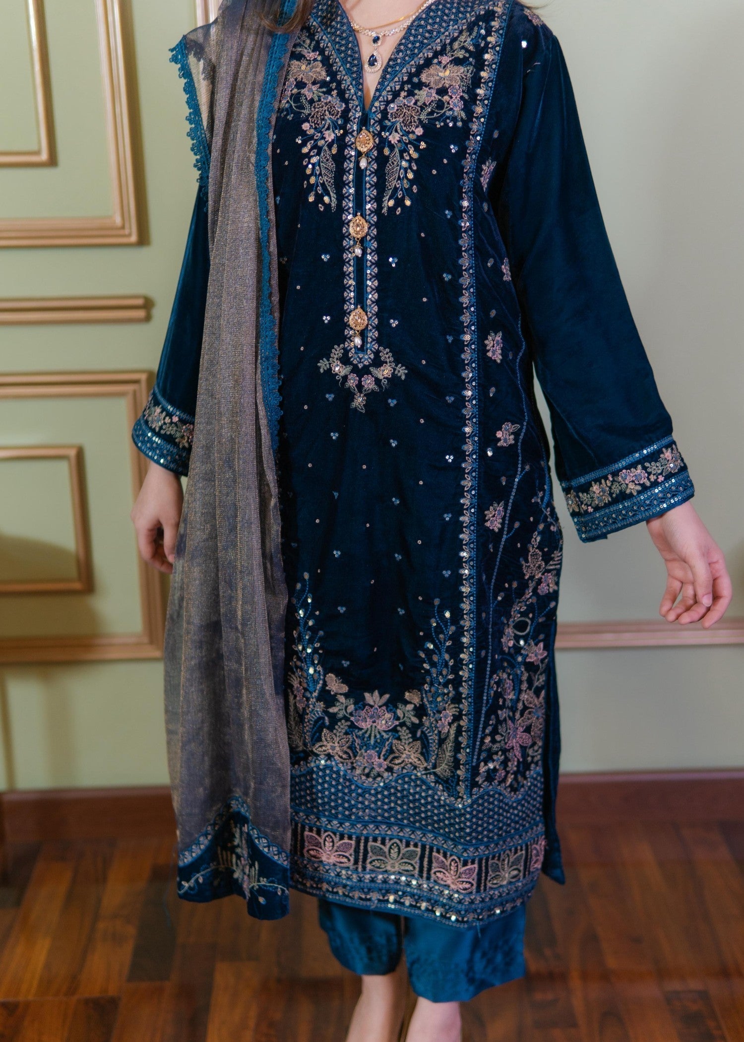 Rangoon Clothing Roshana Velvetine Women 3pcs