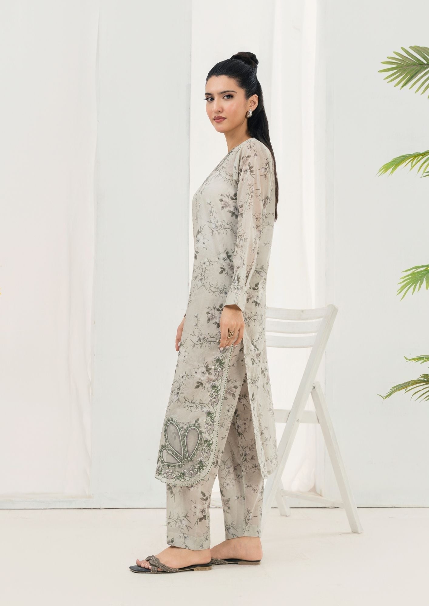 Alfatah Pret Printed Lawn with Embroidery GULZAAR S25 0011 Women 2pcs