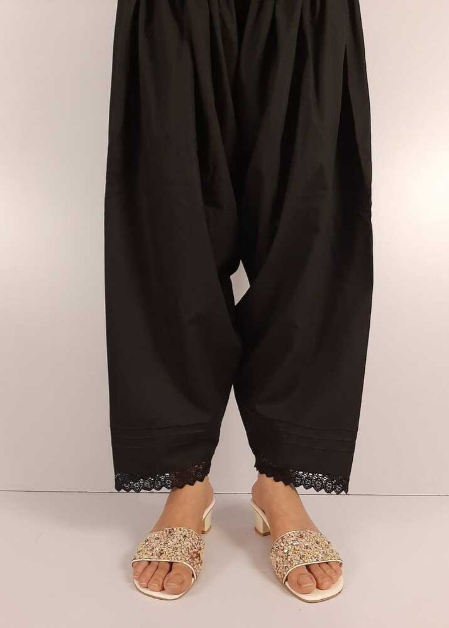 Zardi Laces Embellished Shalwar Black ZSL12 Women 1pcs