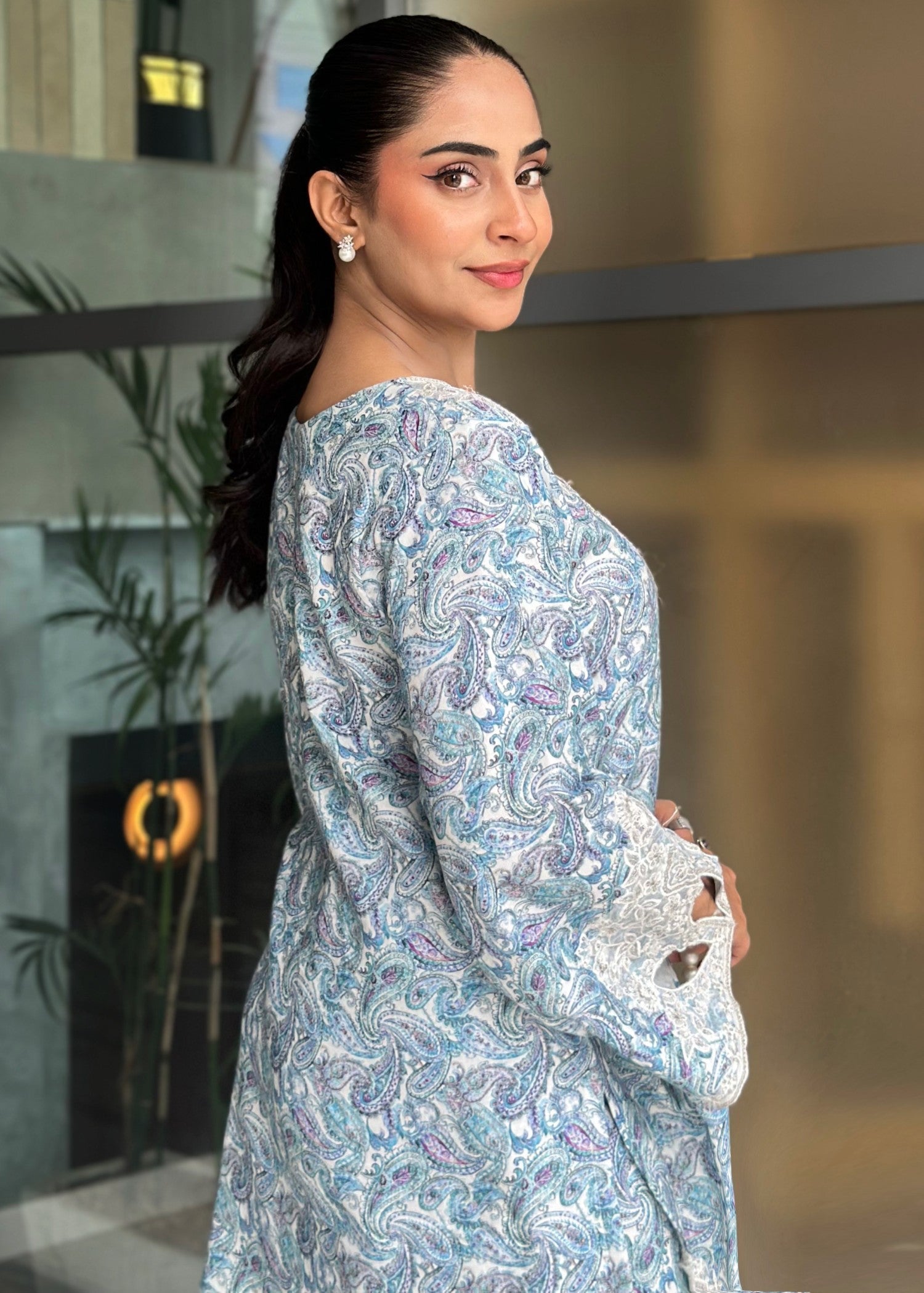 Mohagni LP 10 LAWN STITCHED/UNSTITCHED Women 2pcs