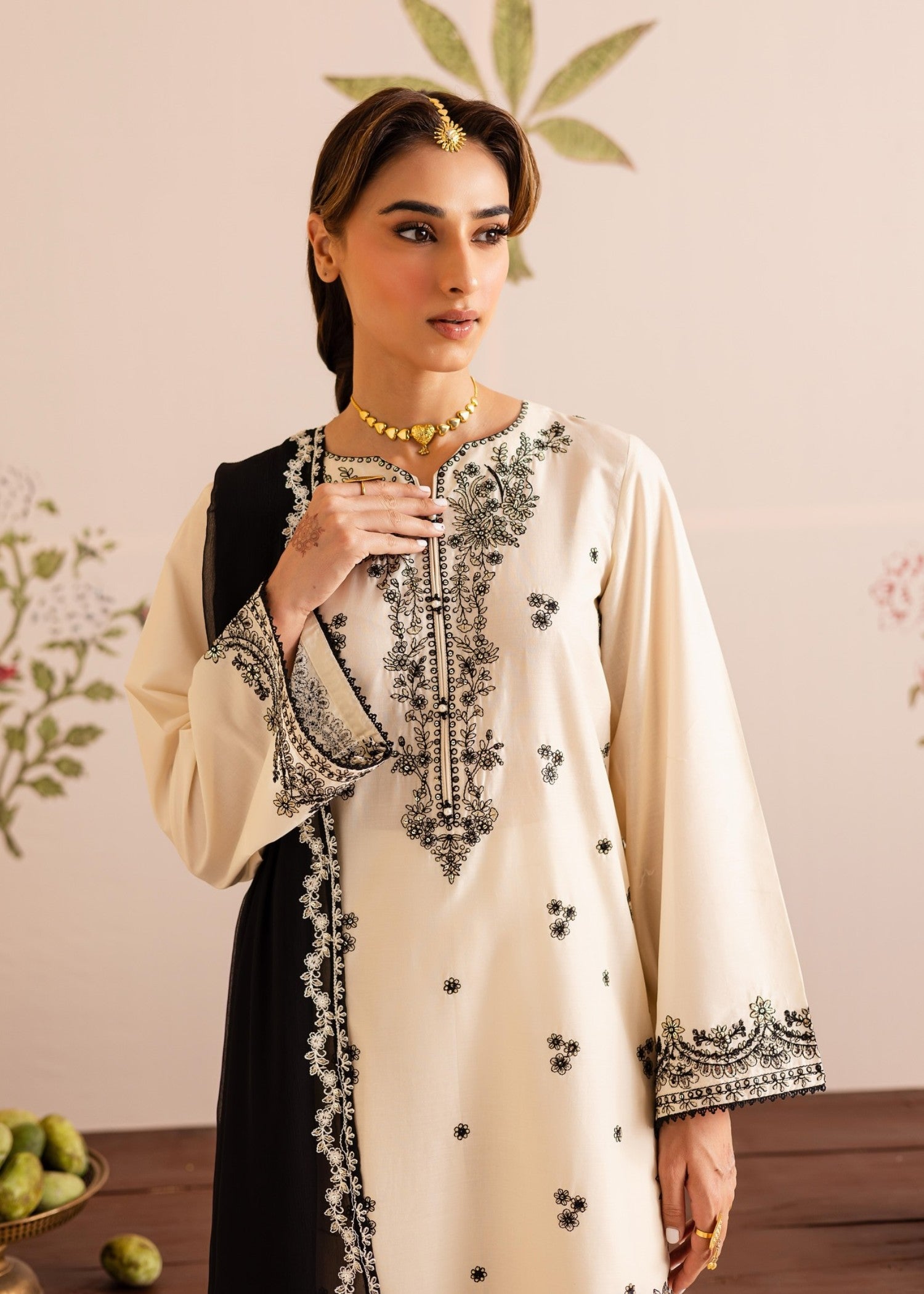 Kunaar khaista Women 3pcs