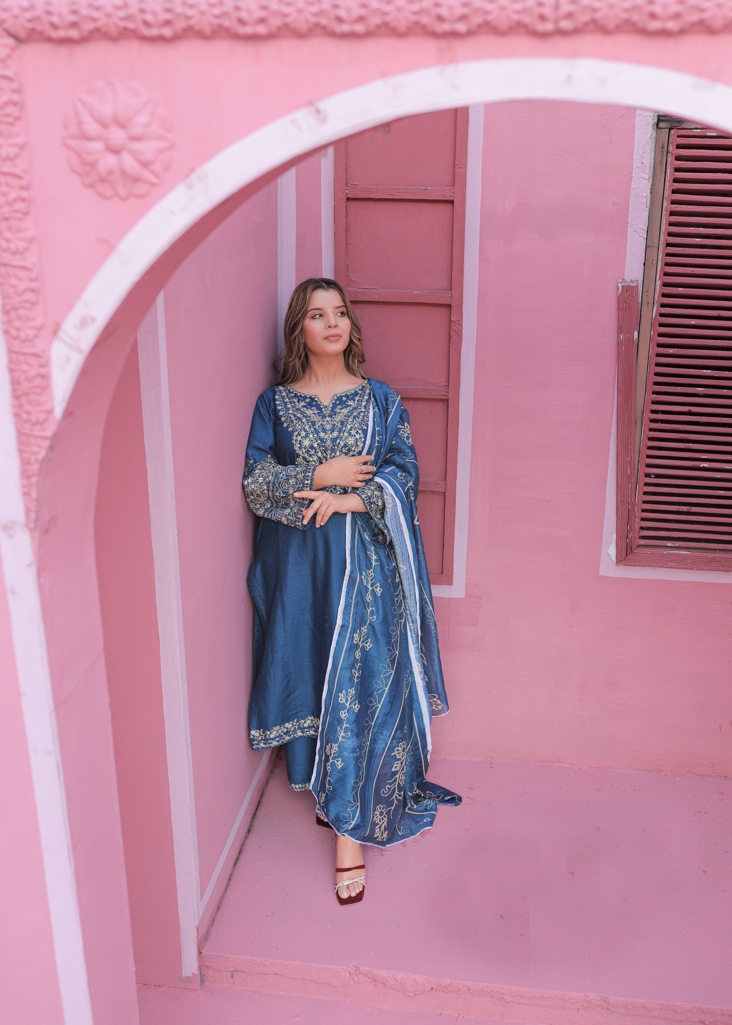 Shehroz Fashion PARIZAAD LAWN EMBROIDERY Women 3pcs