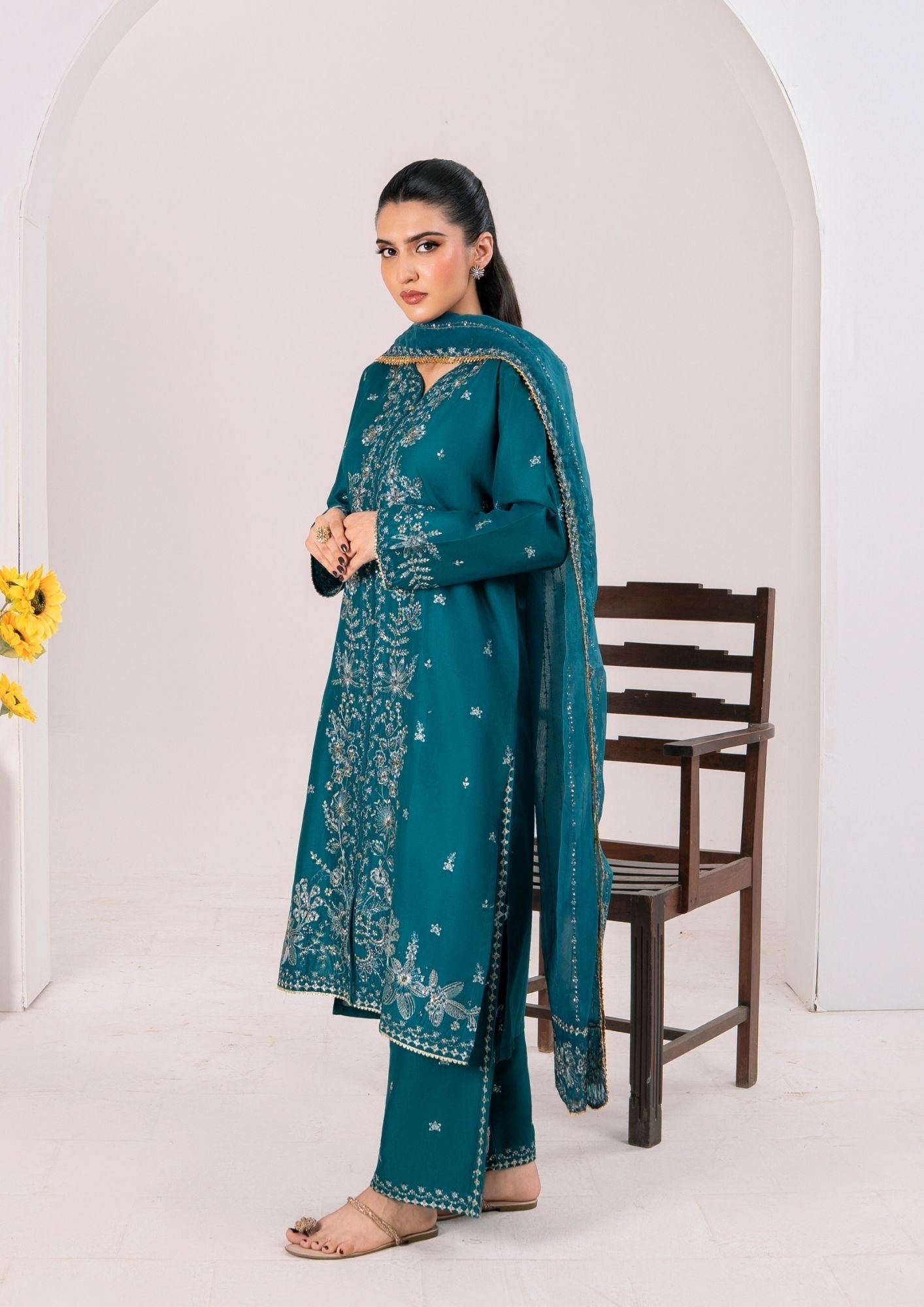 Alfatah Pret Embroidered Lawn ZAUQ S25 0023 Women 3pcs