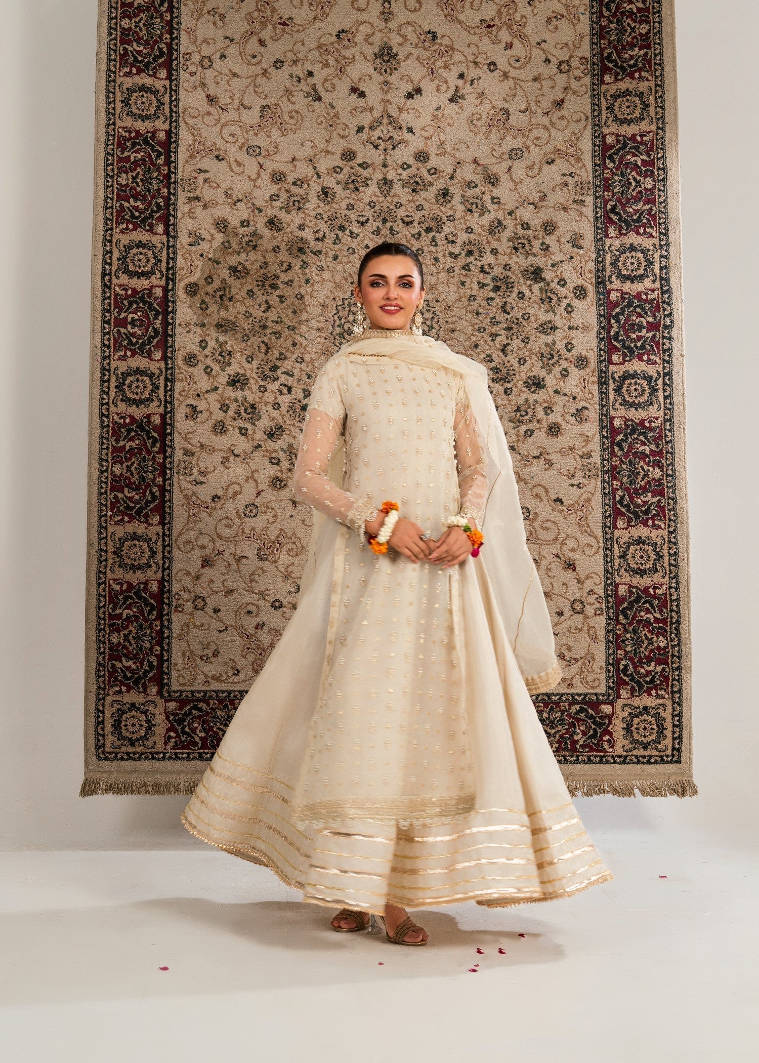 Maira Fashion Ivory Pishwas Women 4pcs