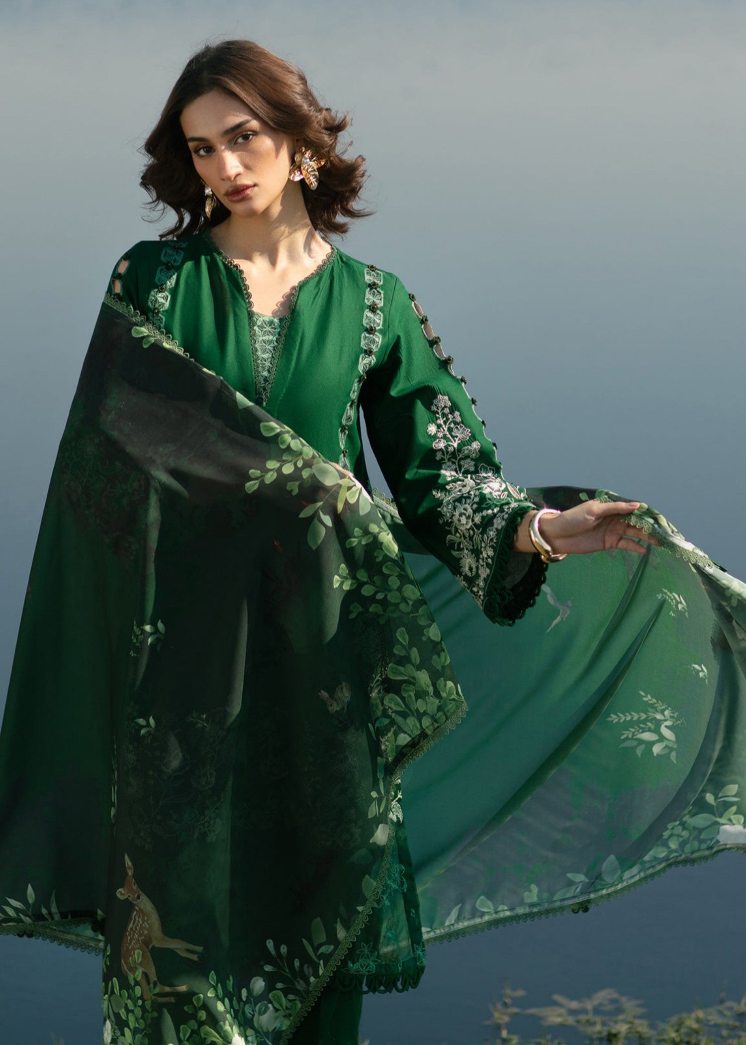 Musaif Nazrah () Women 3pcs